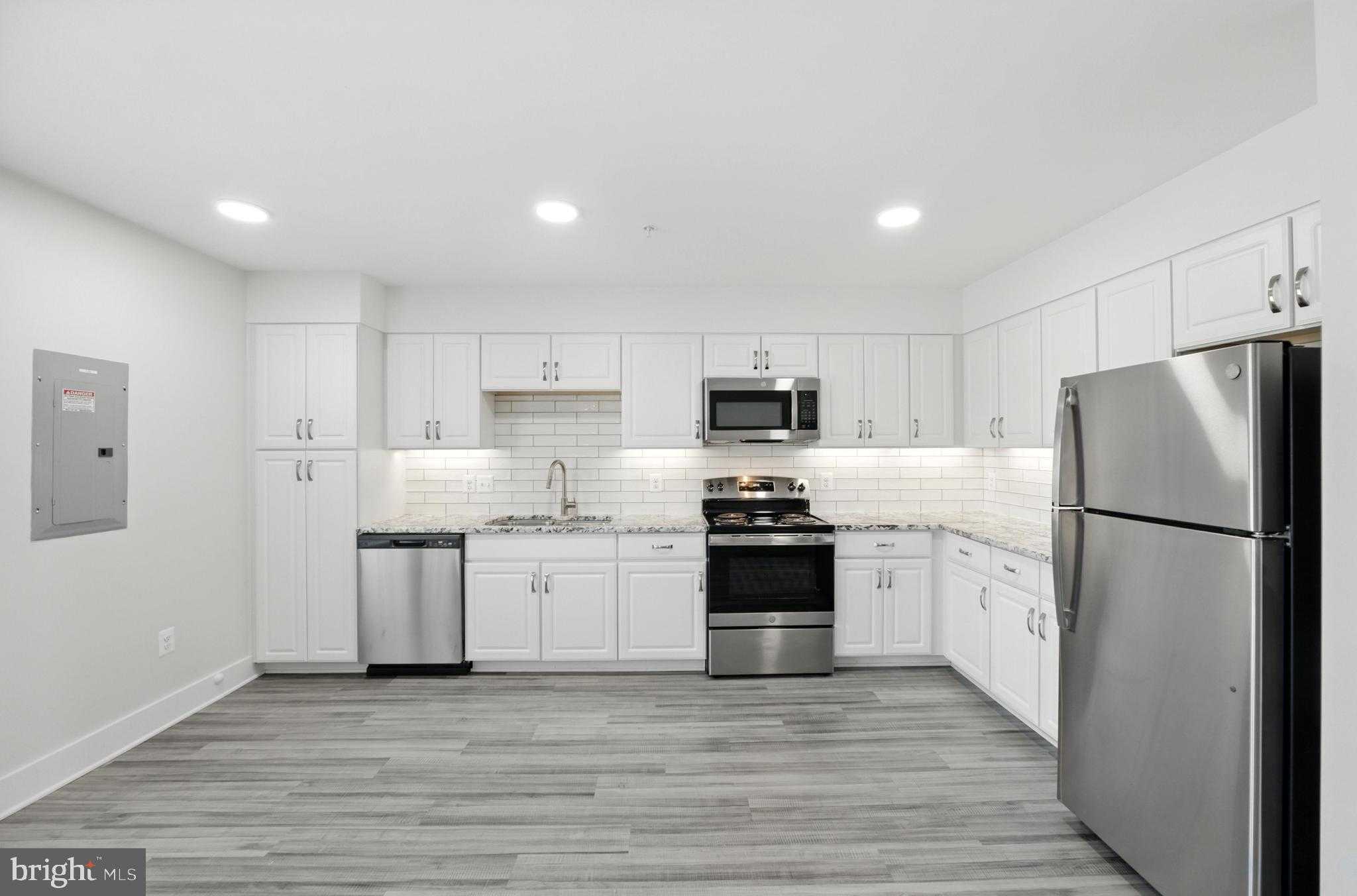 19510 Village Walk Dr # 2-205 photo 6