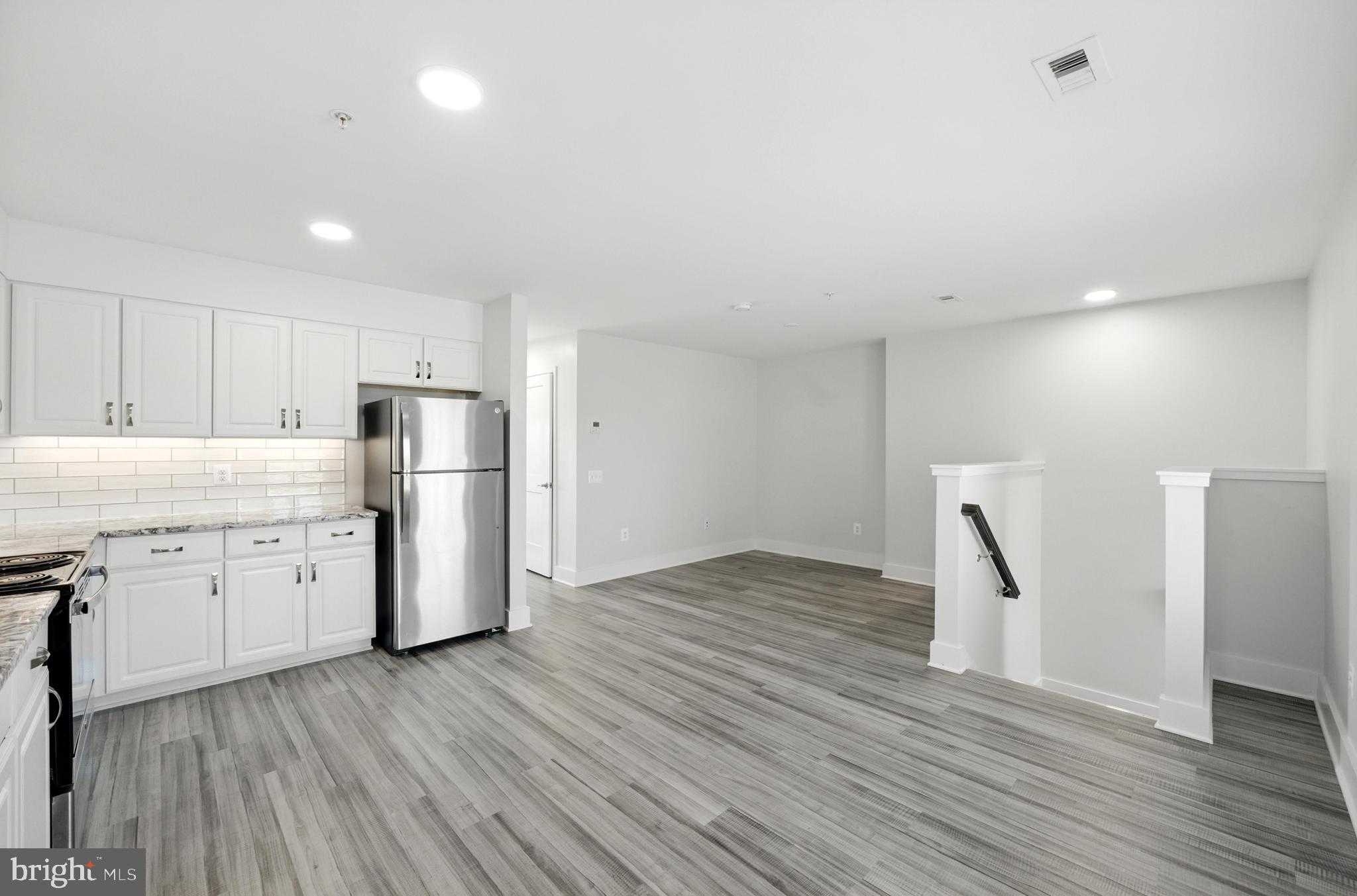 19510 Village Walk Dr # 2-205 photo 8