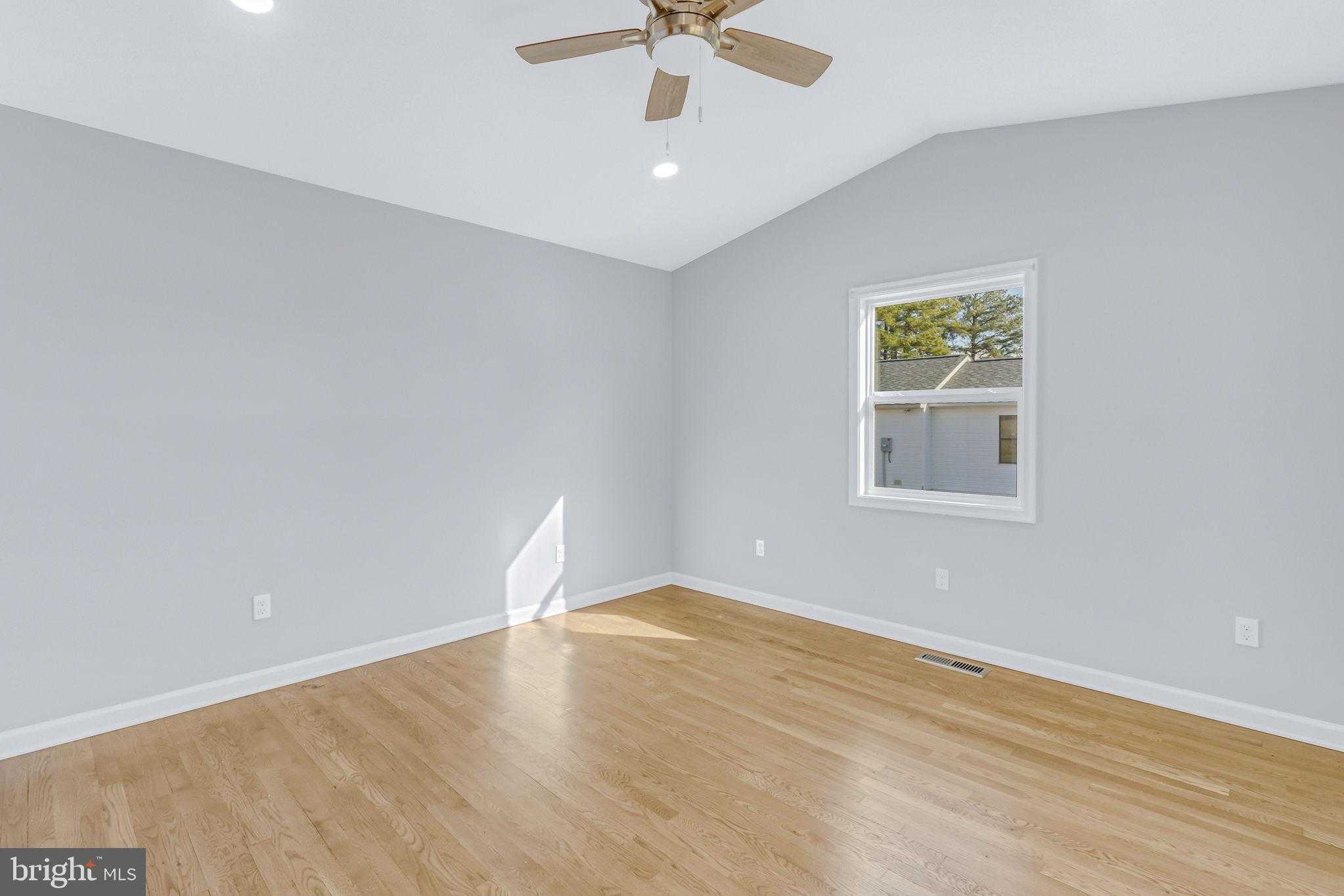 1928 Lake Rd photo 22