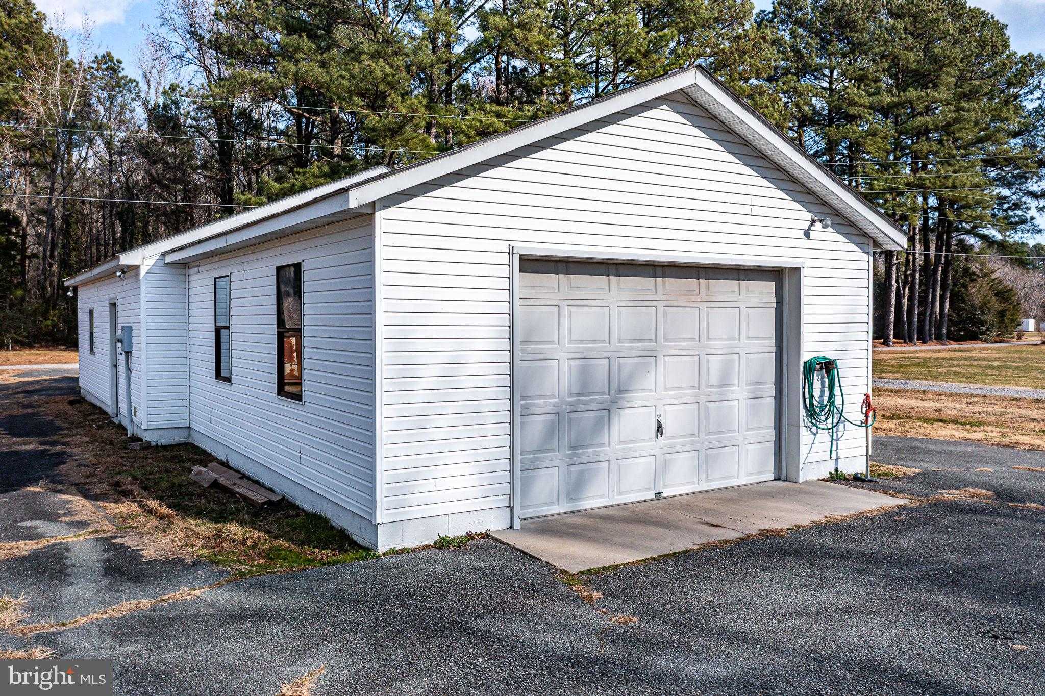 1928 Lake Rd photo 32