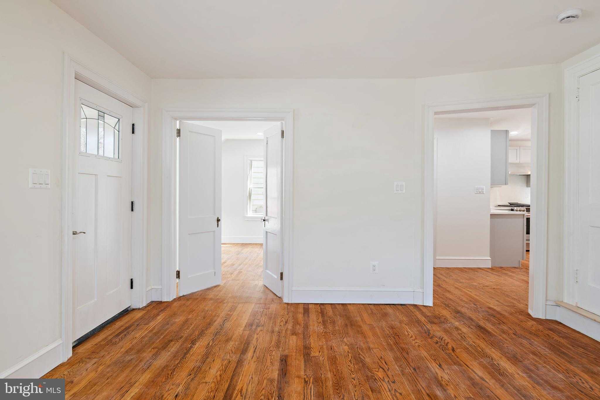 400 Jefferson St photo 9