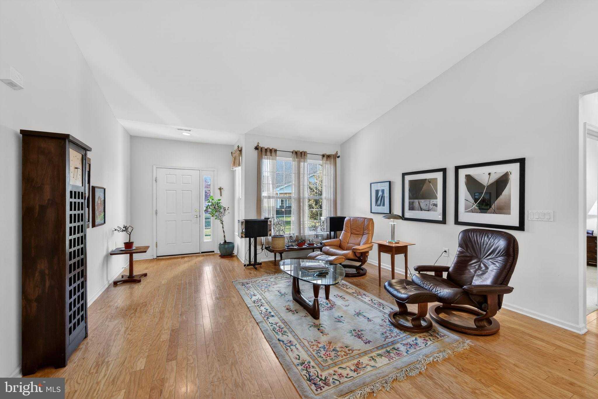 354 Calloway CT photo 6