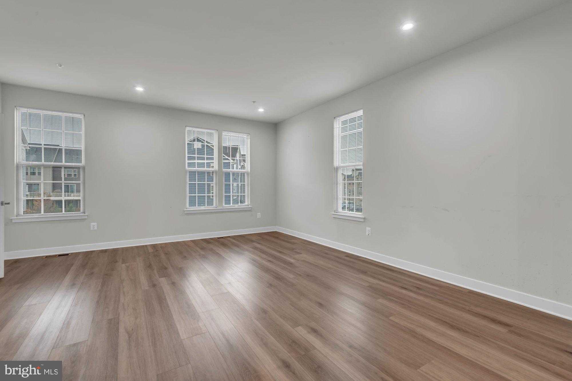 6024 Workers Dr photo 9