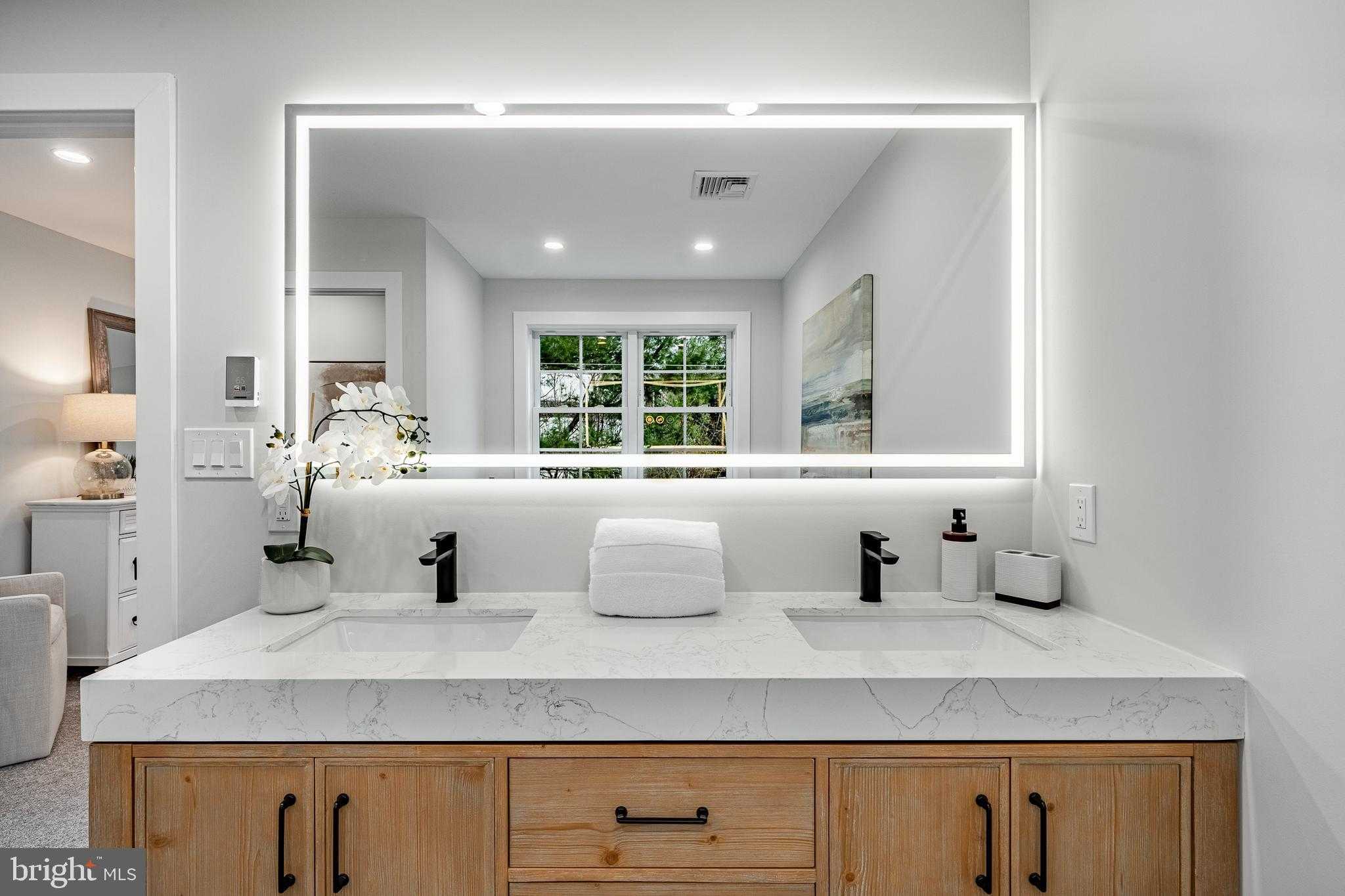 714 S Wayne St photo 40