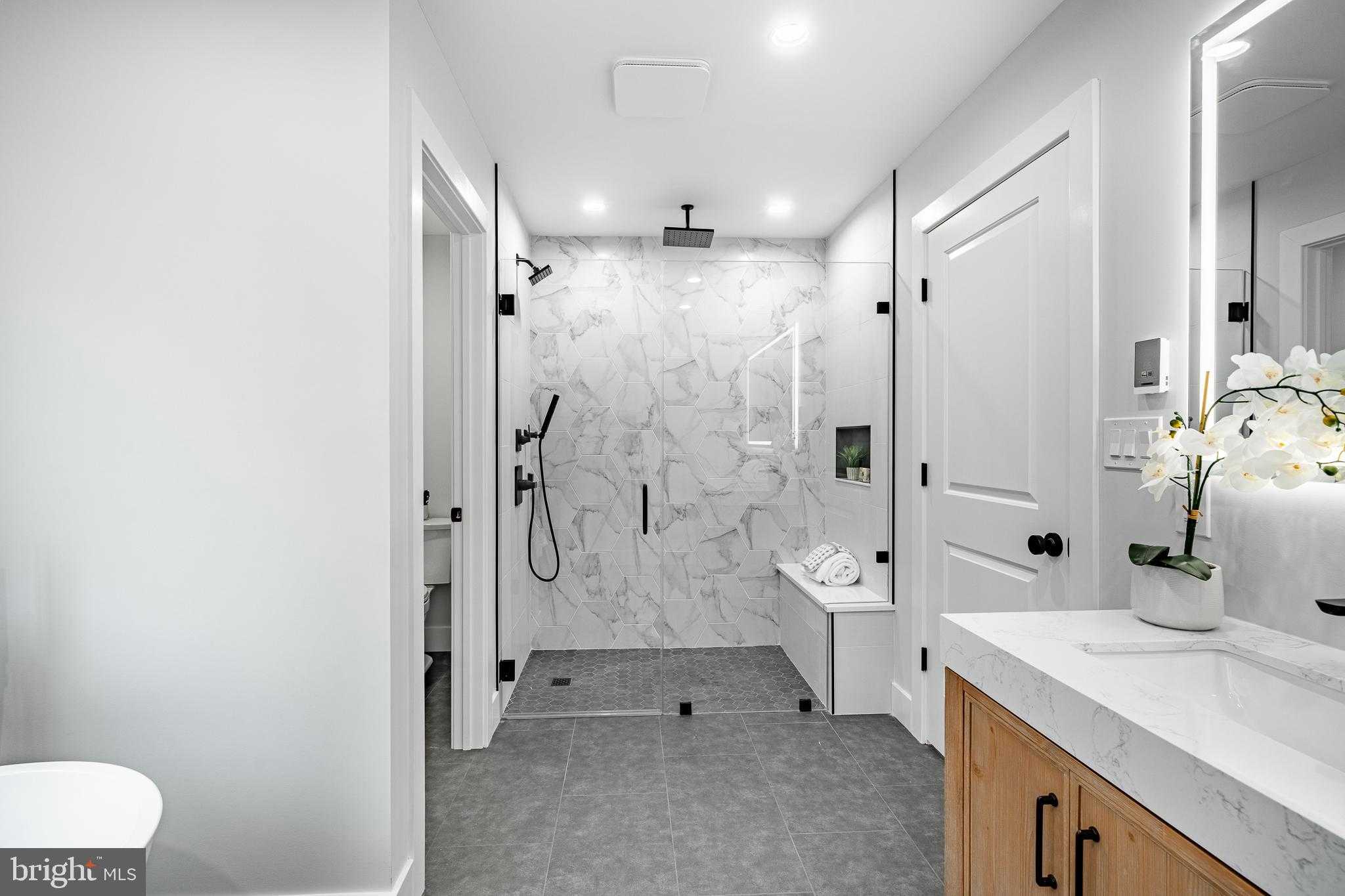 714 S Wayne St photo 41