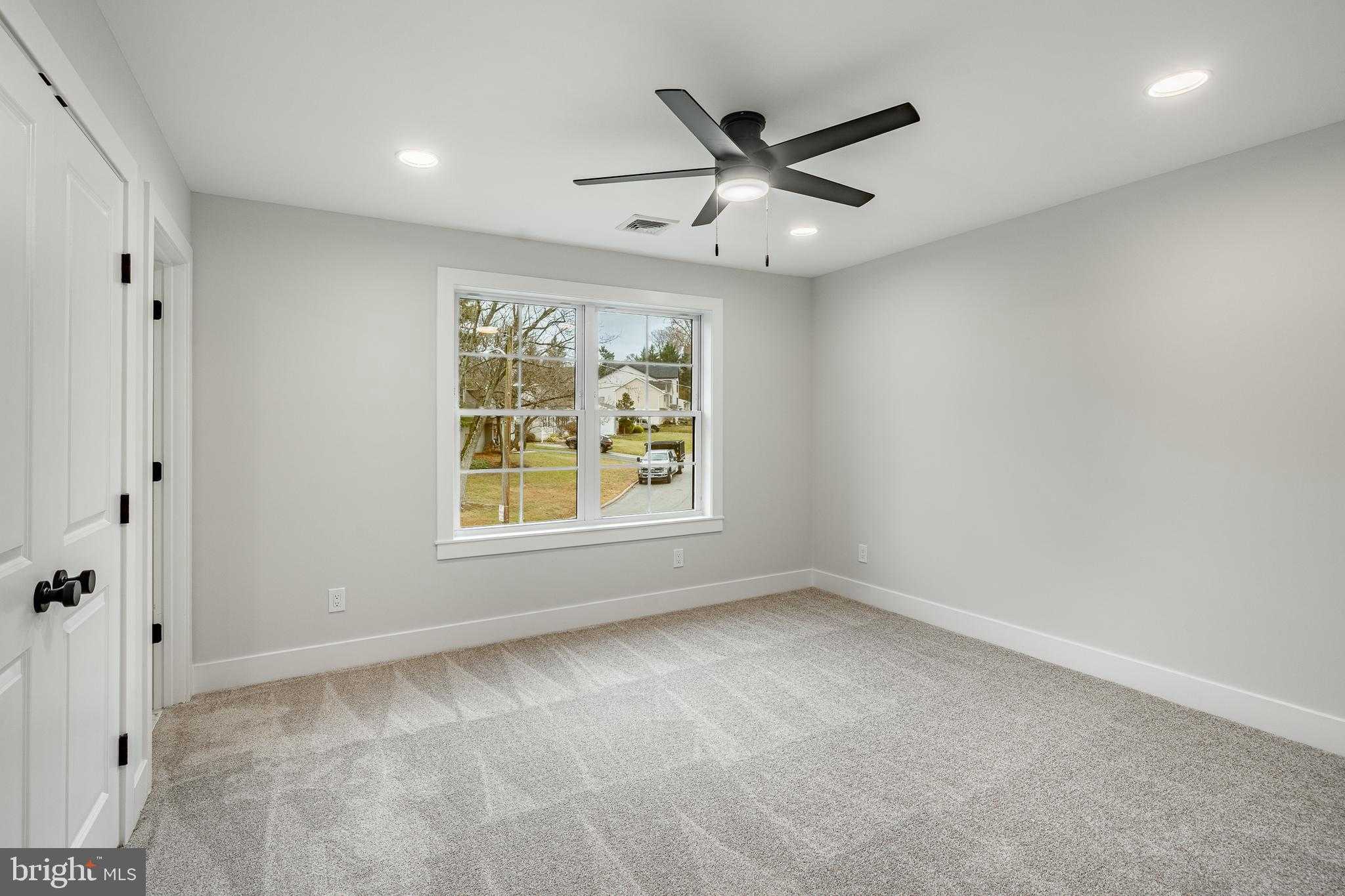 714 S Wayne St photo 49