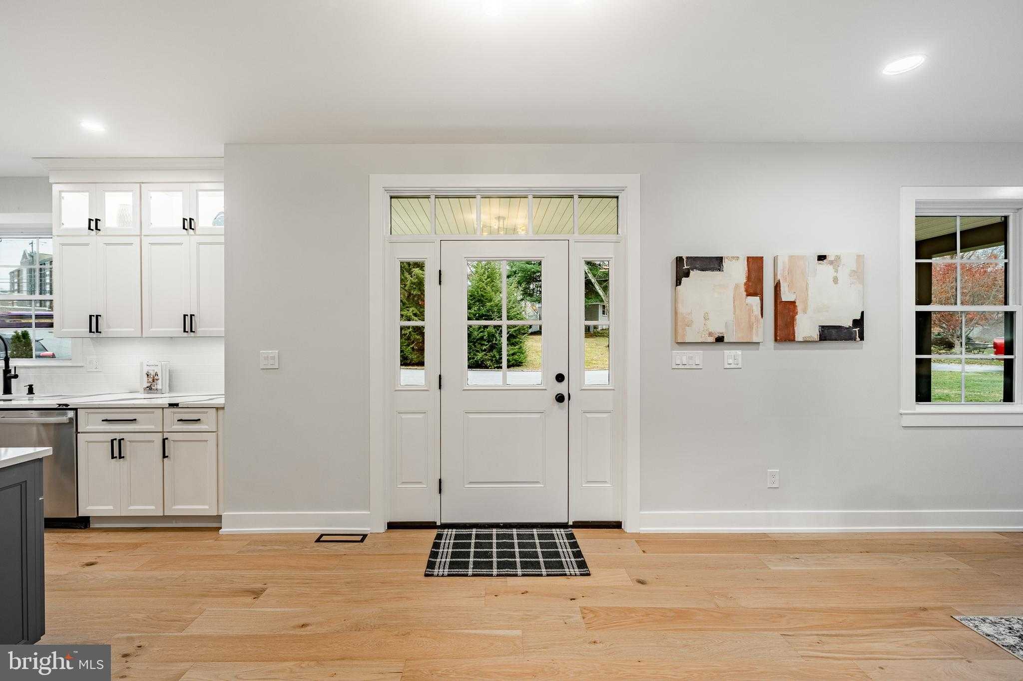 714 S Wayne St photo 8