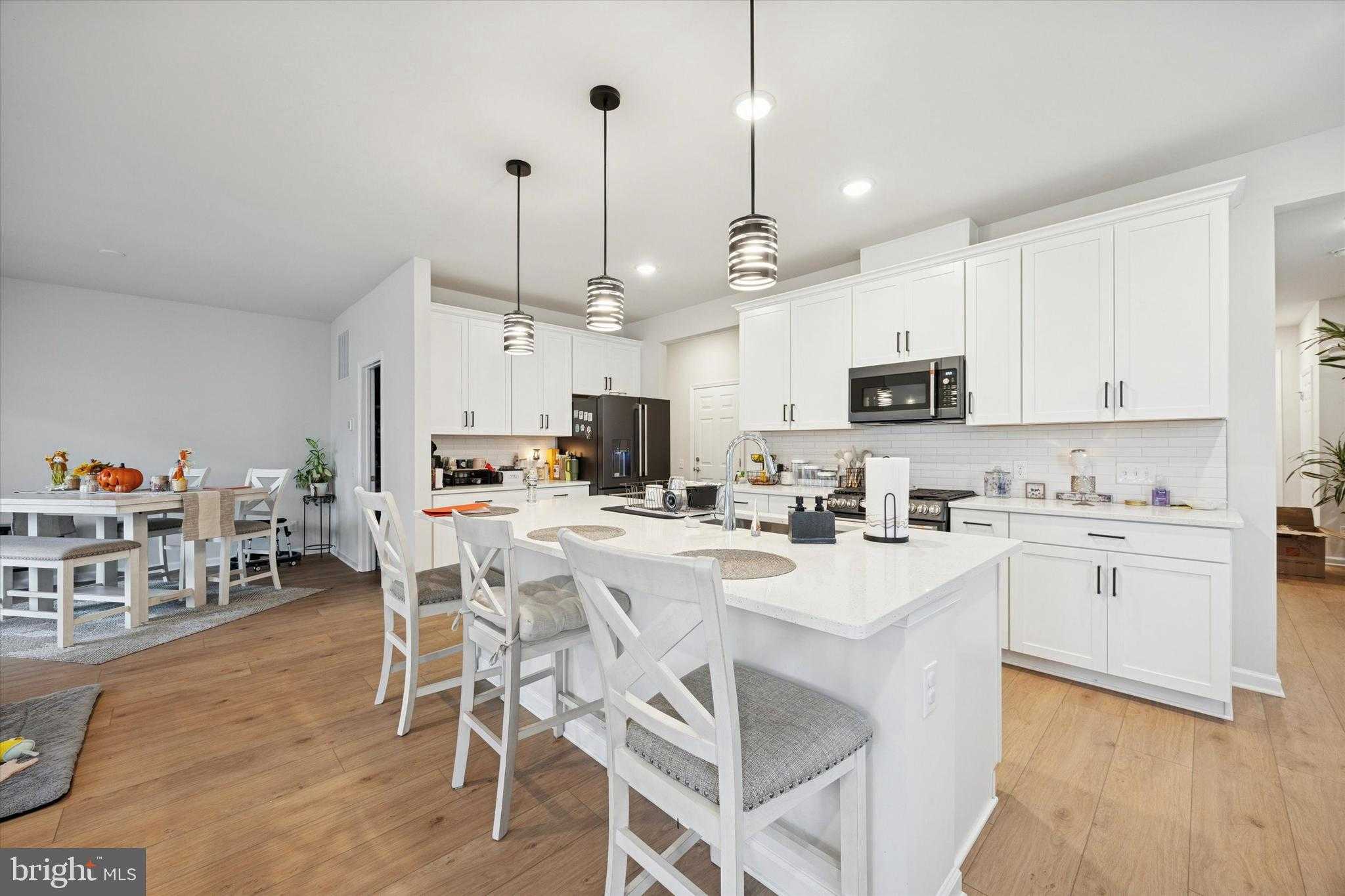 623 Liberty Ridge Rd photo 6