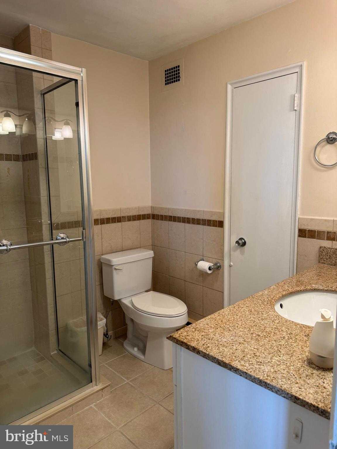 11 Slade Ave Apt 715 photo 24