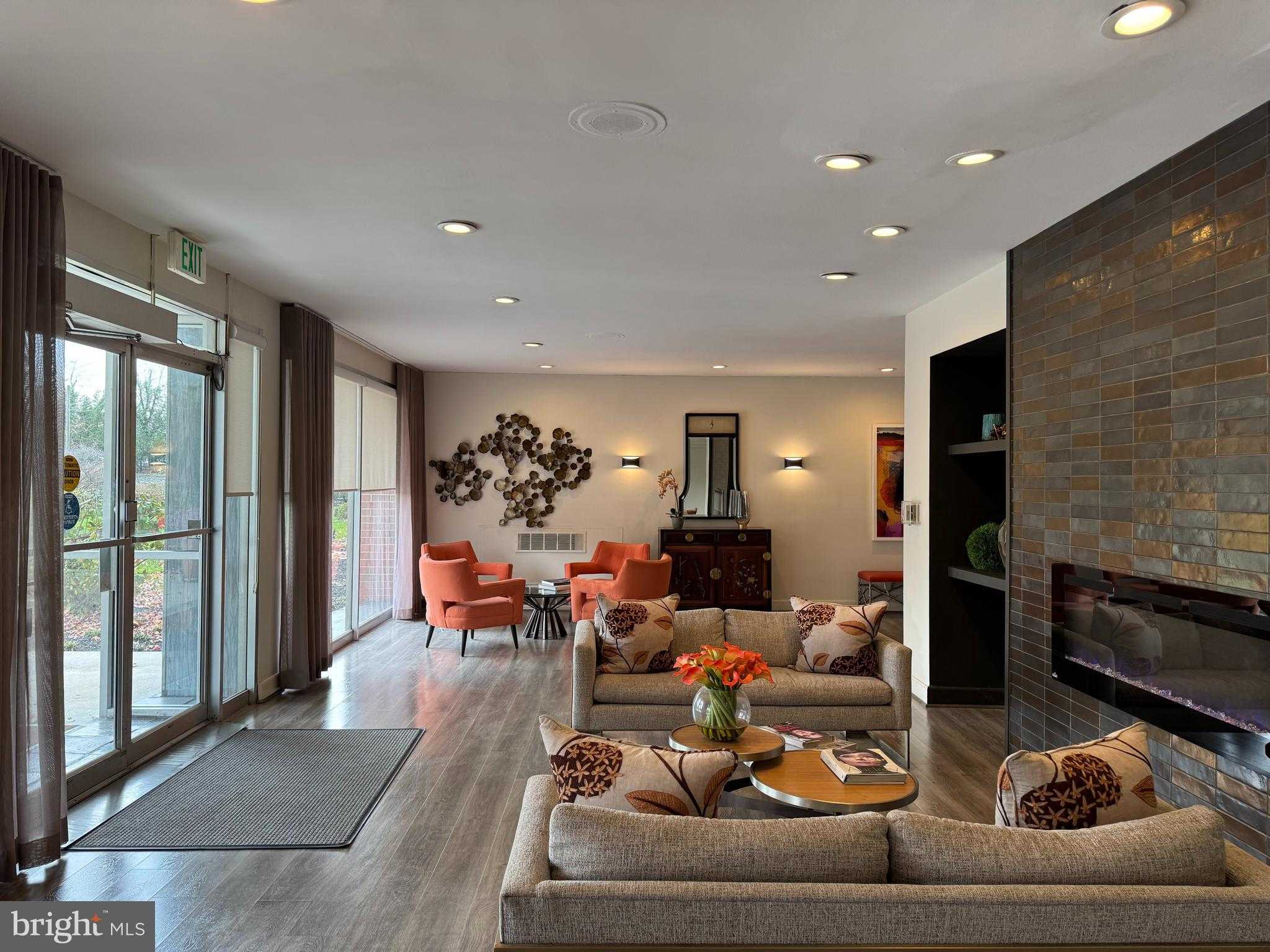 11 Slade Ave Apt 715 photo 40