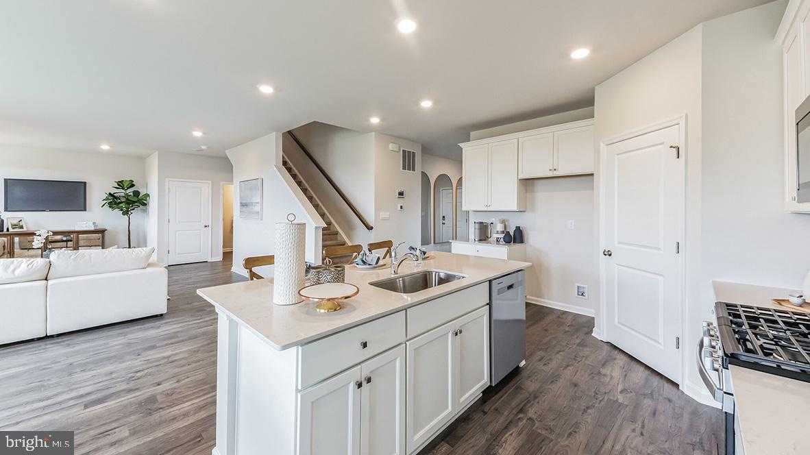 449 Liberty Trl photo 10