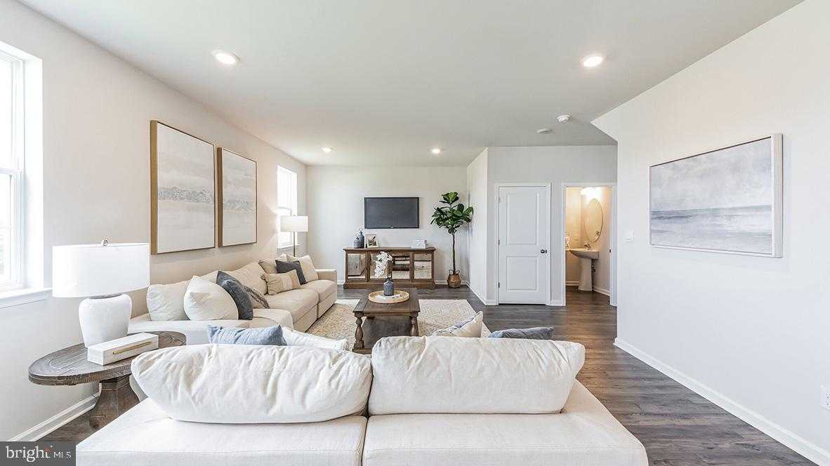 449 Liberty Trl photo 12