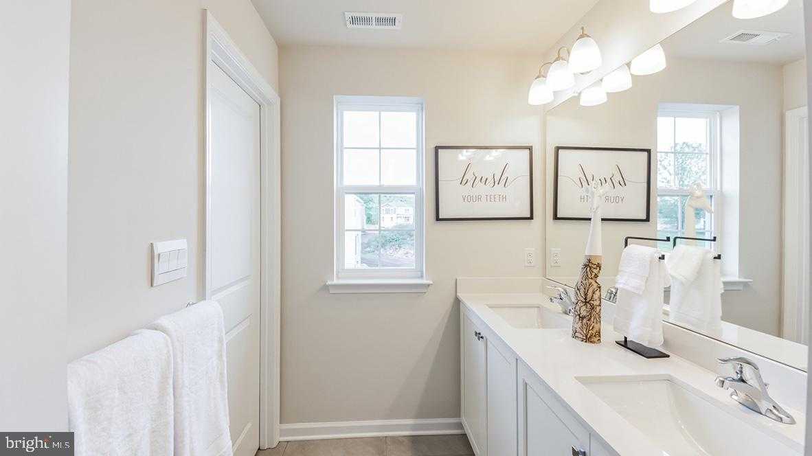 449 Liberty Trl photo 23