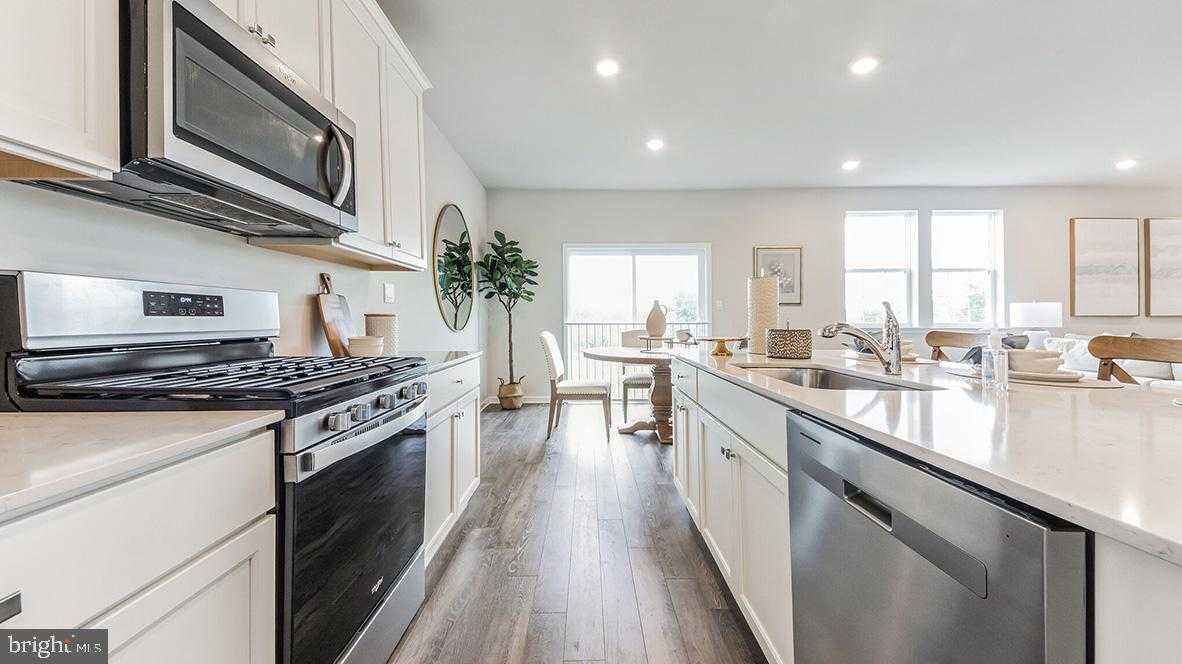 449 Liberty Trl photo 8