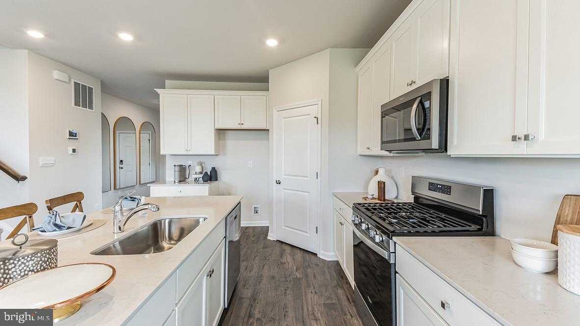 449 Liberty Trl photo 9