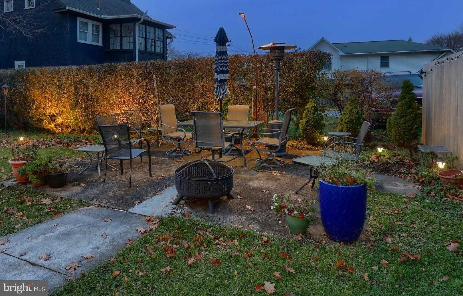 3 E High St photo 52