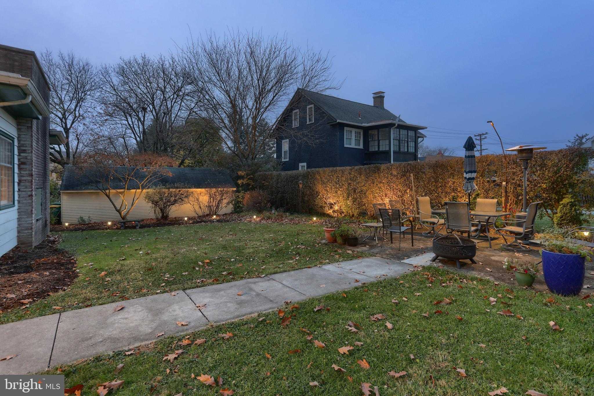 3 E High St photo 53