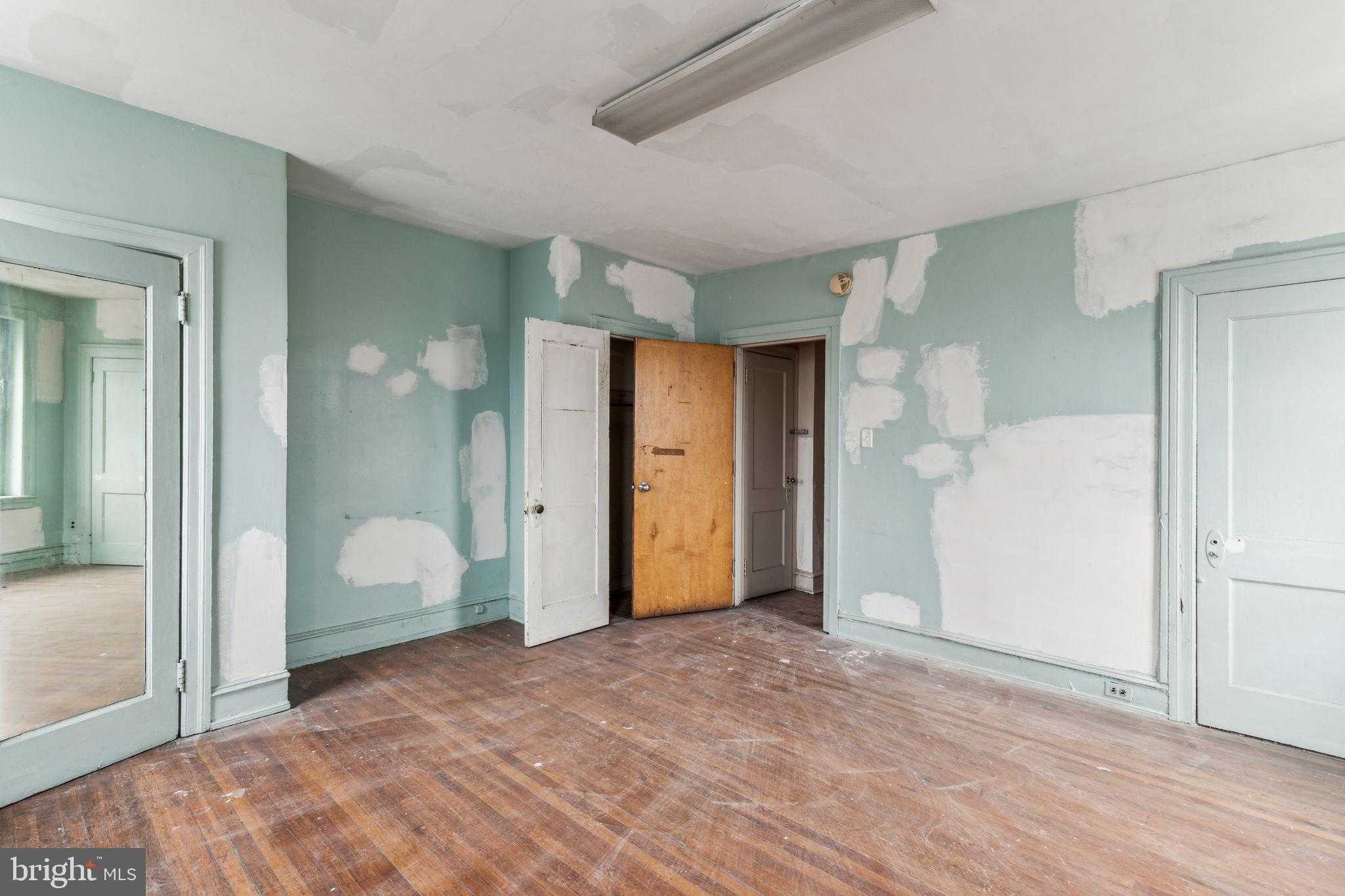 701 N 63rd St photo 36