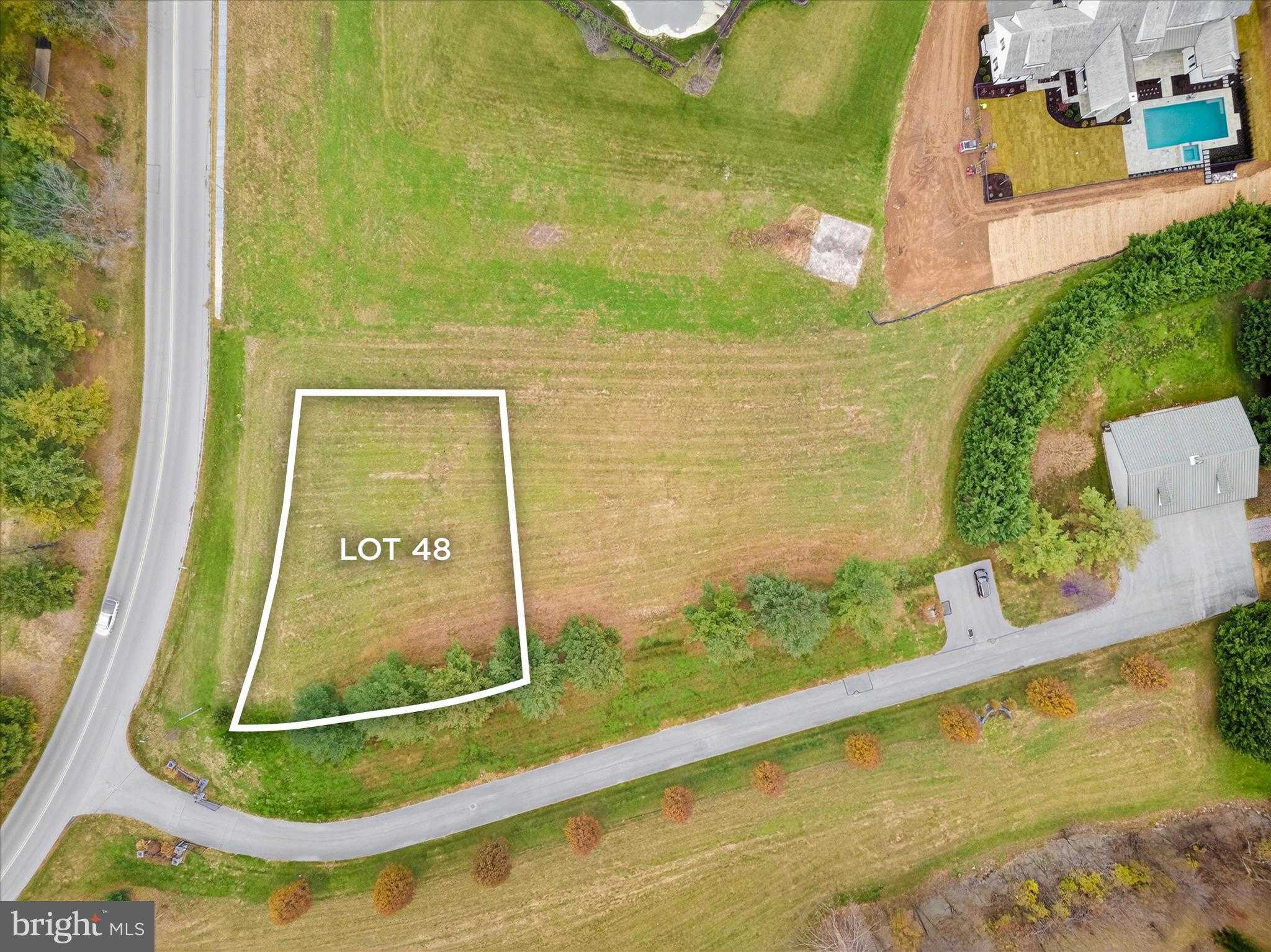 Meadowbreeze Ln photo 5