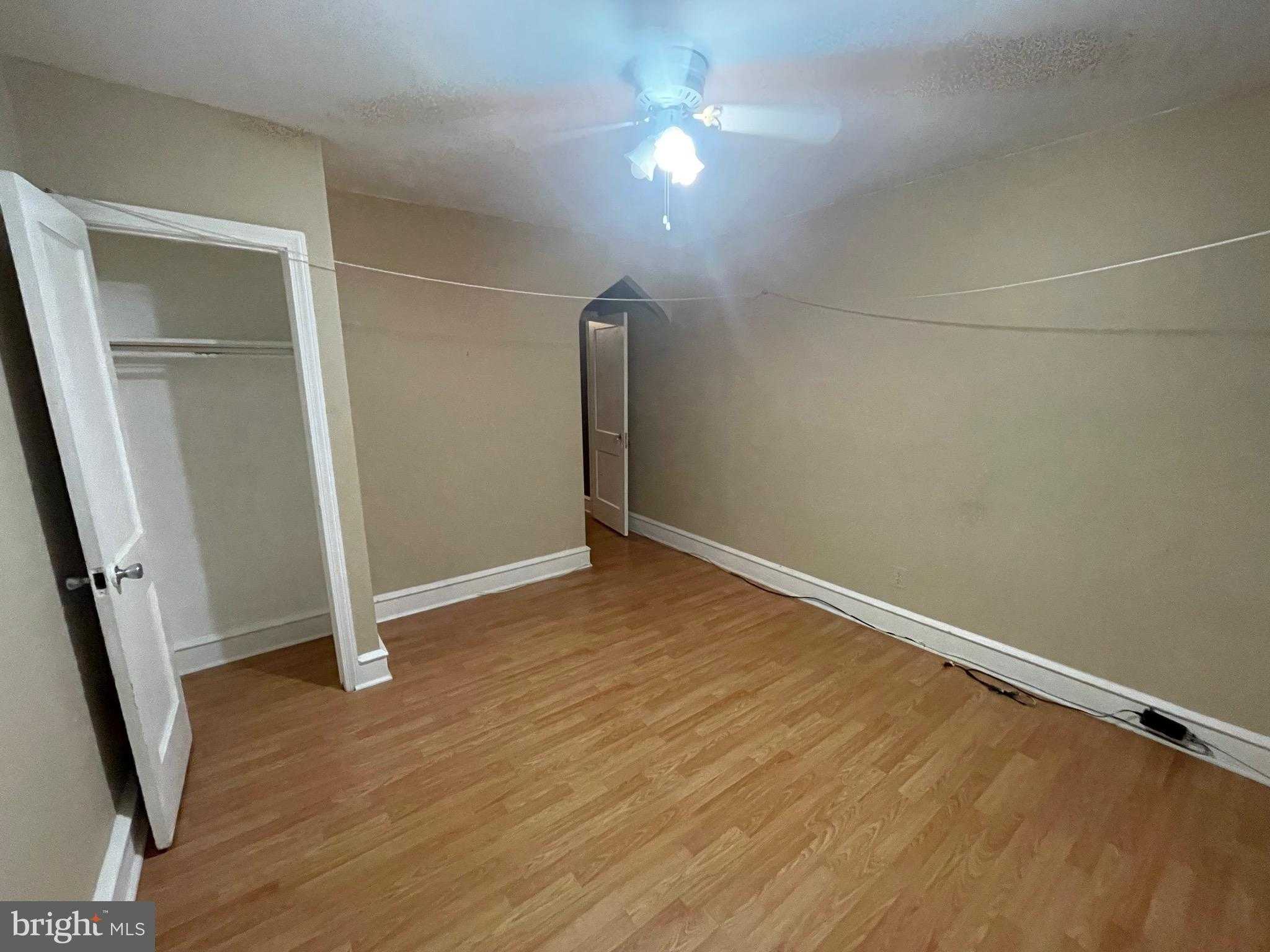 3244 Knorr St photo 10