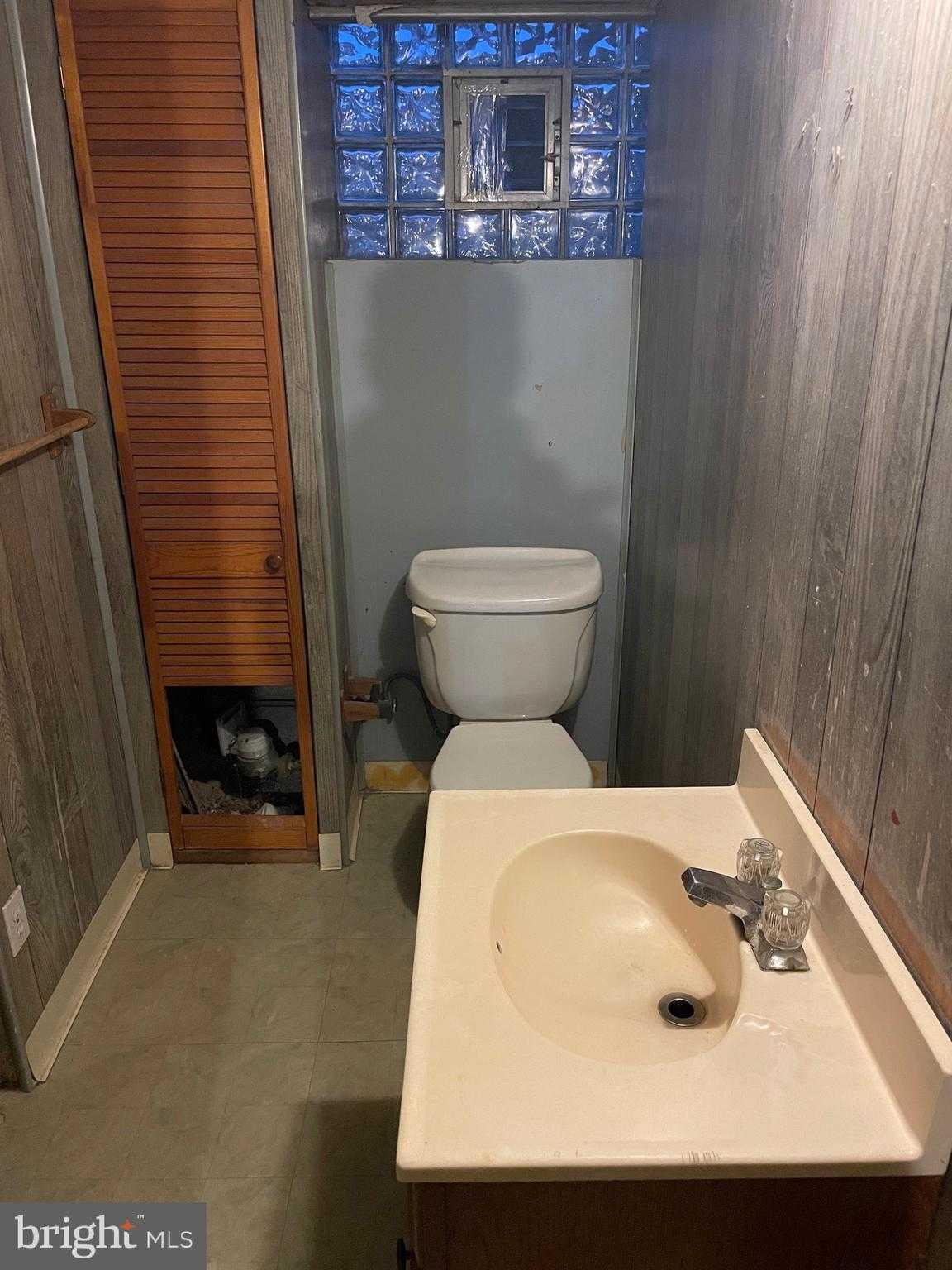 3244 Knorr St photo 14