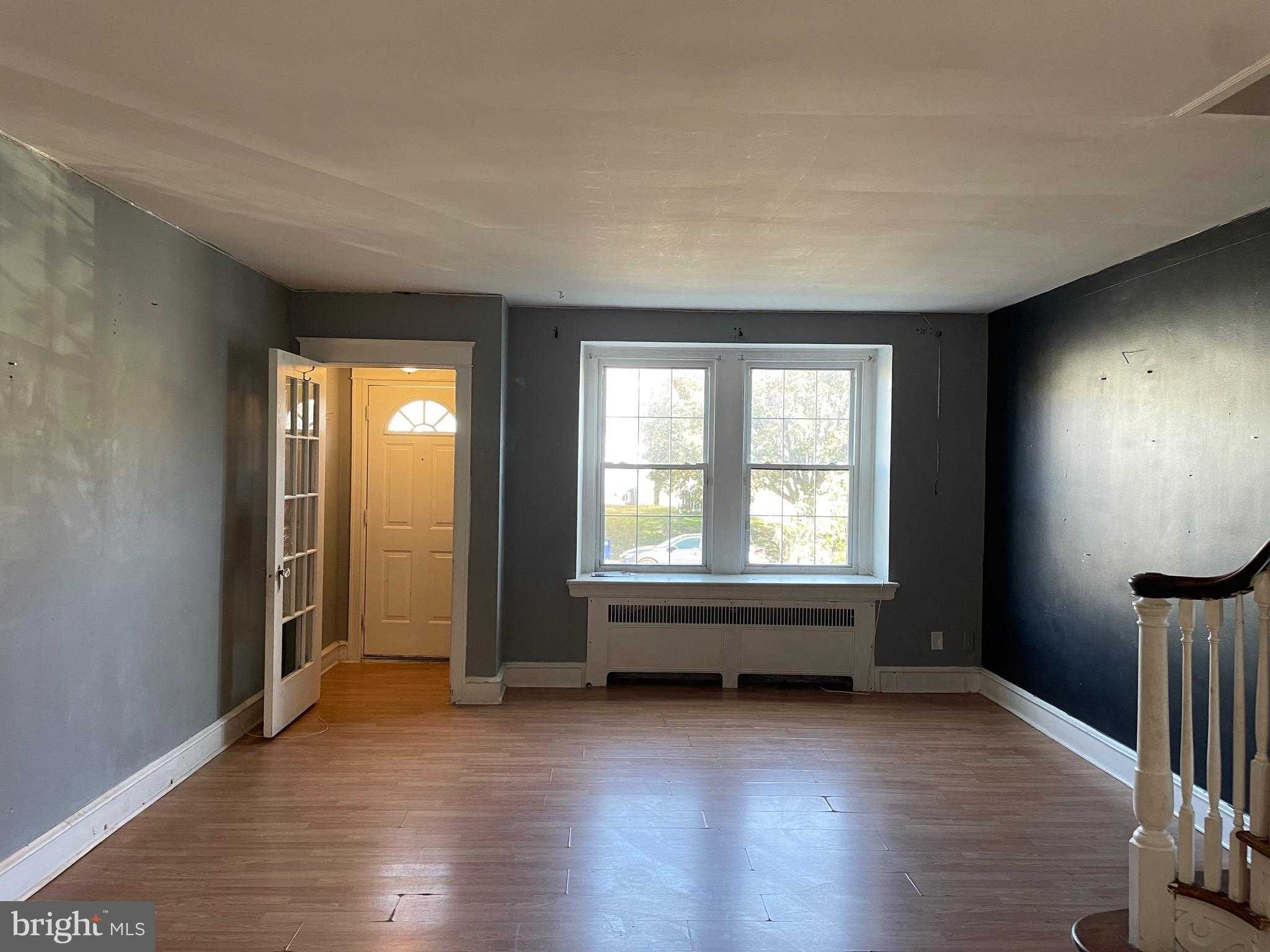 3244 Knorr St photo 5