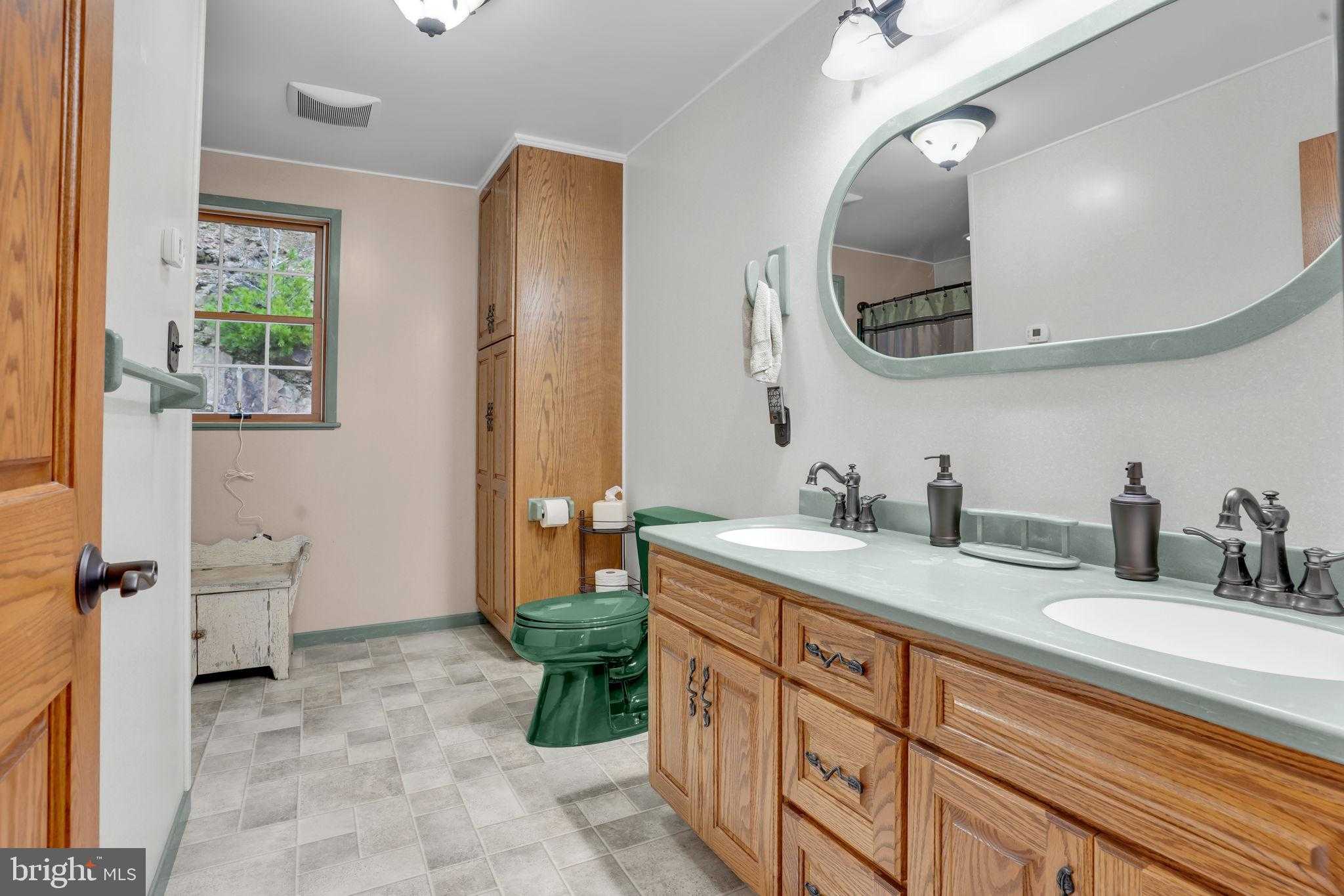 7848 Route 104 photo 26