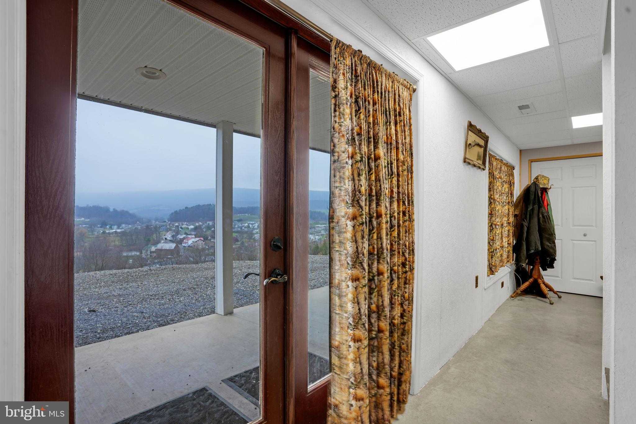 7848 Route 104 photo 38