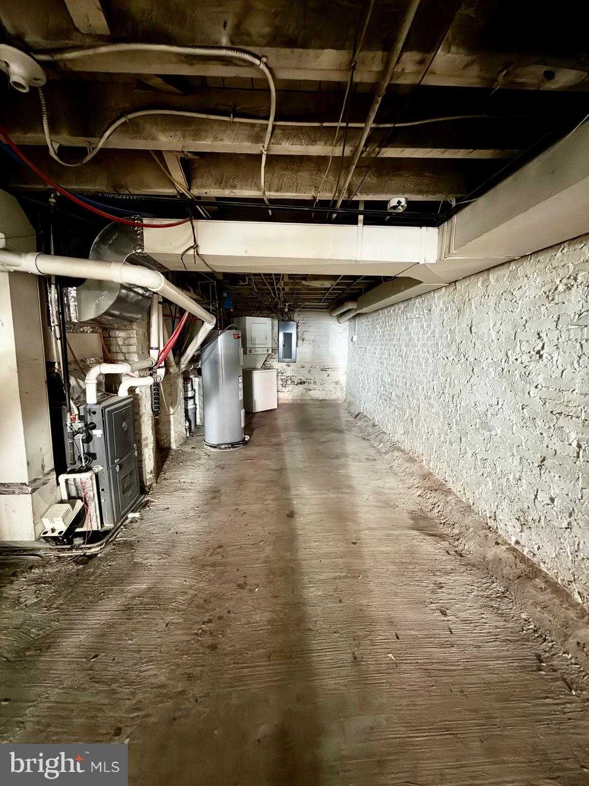 2820 Woodbrook Ave photo 20