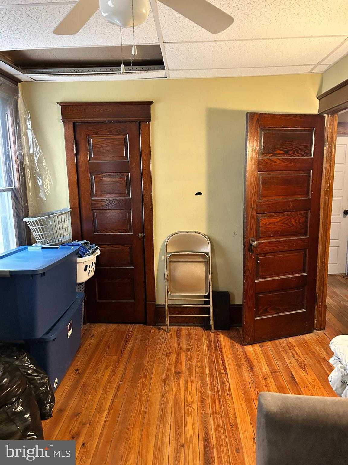 539 Arlington St photo 15