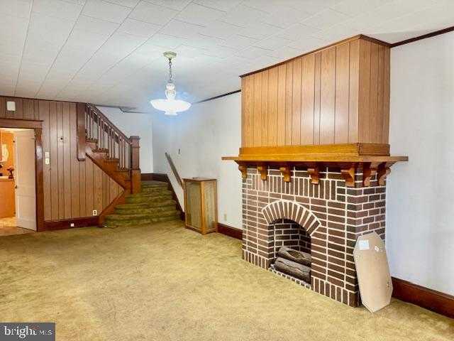 331 S Maple St photo 20