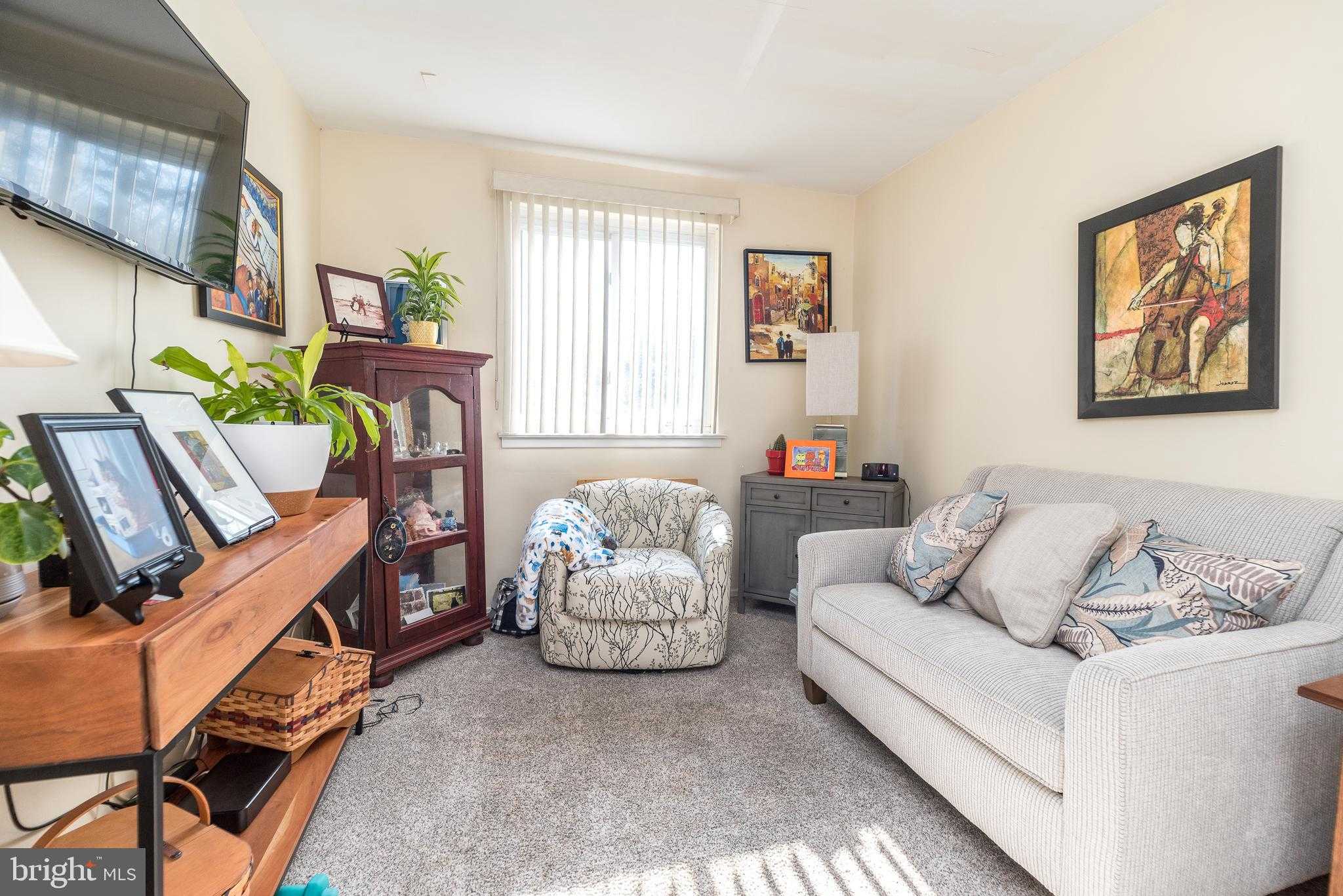 1610 the Fairway photo 8