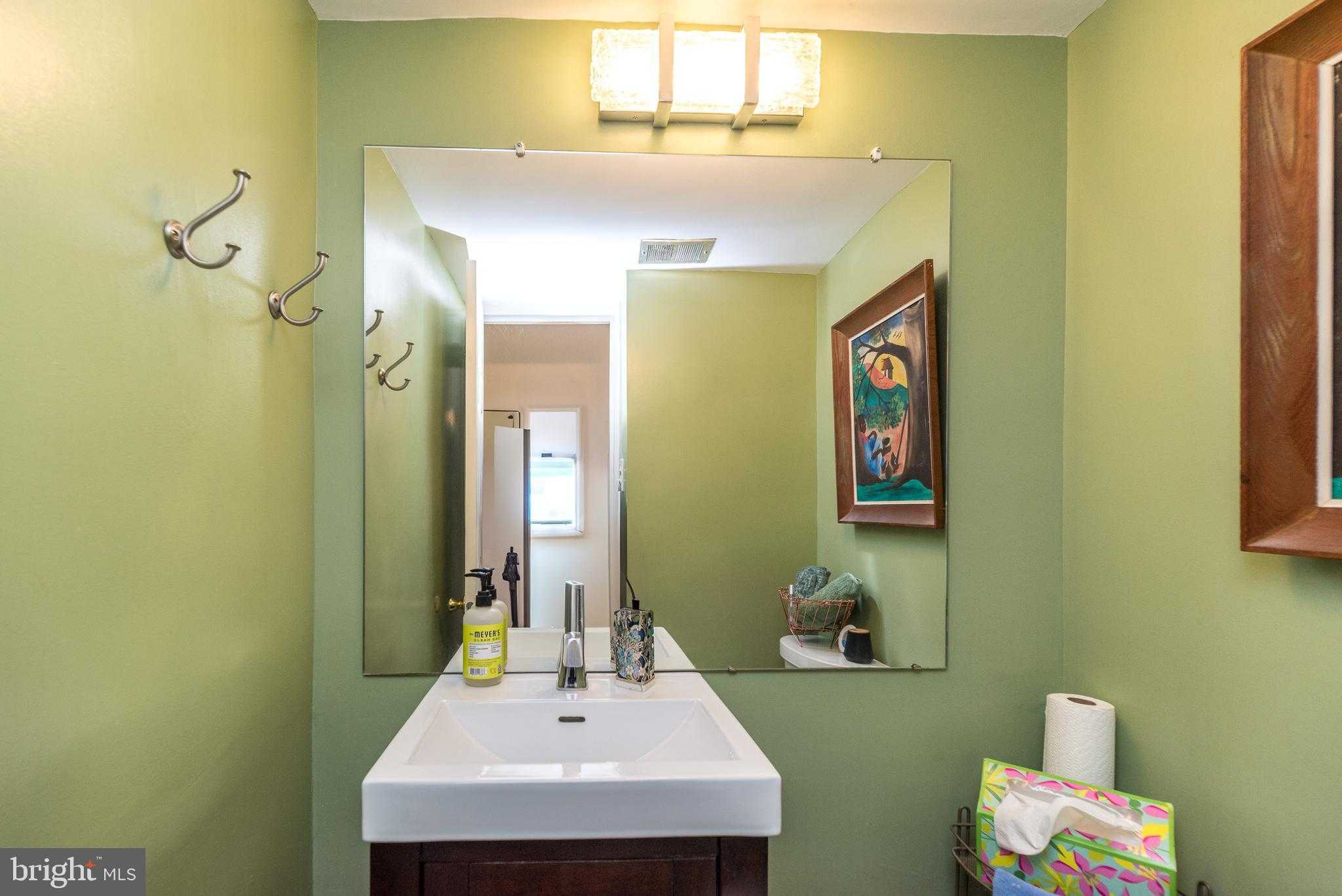 1610 the Fairway photo 9