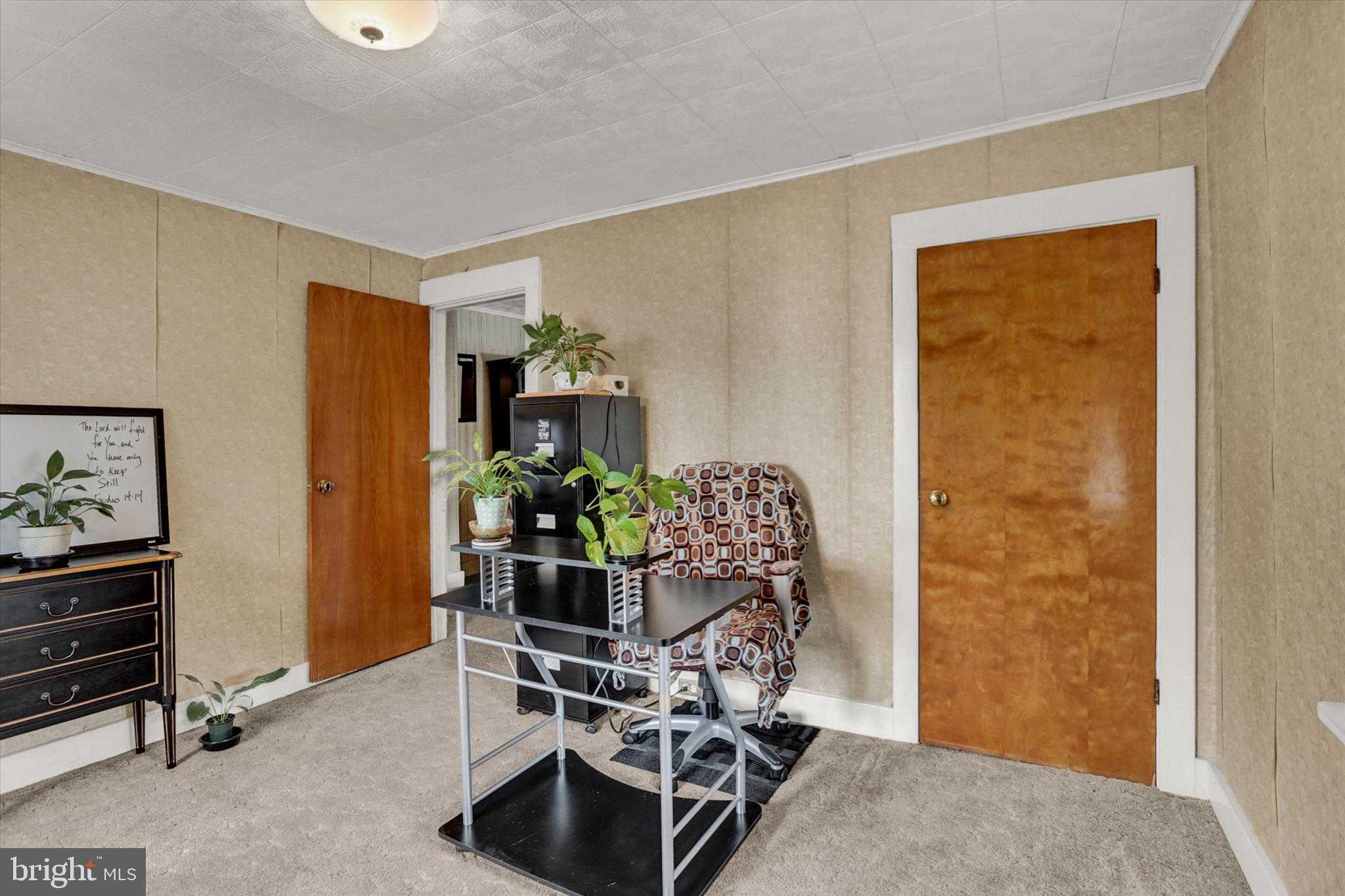 6221 Blue Bird Ave photo 8