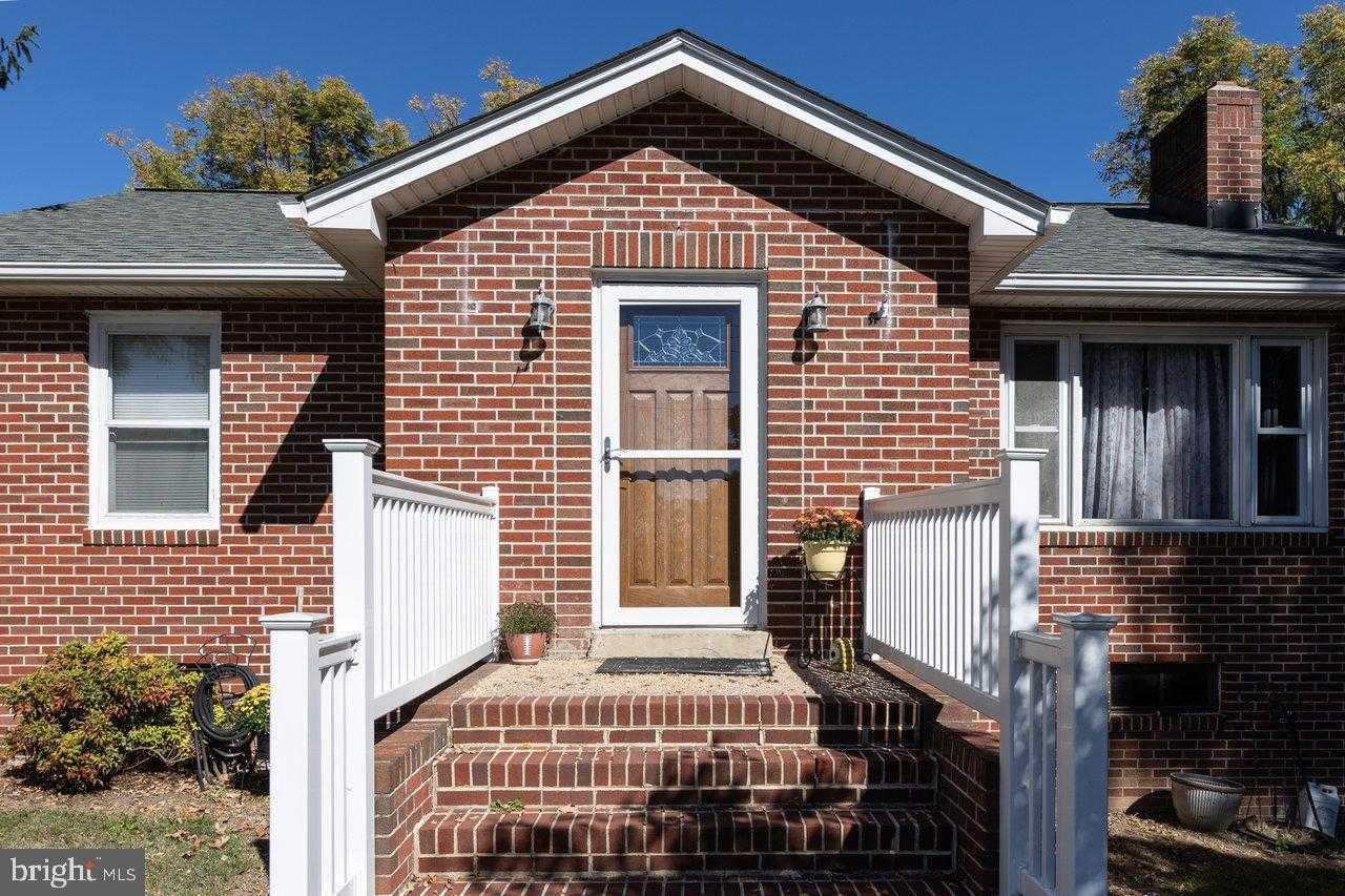 133 Shenell Dr photo 2