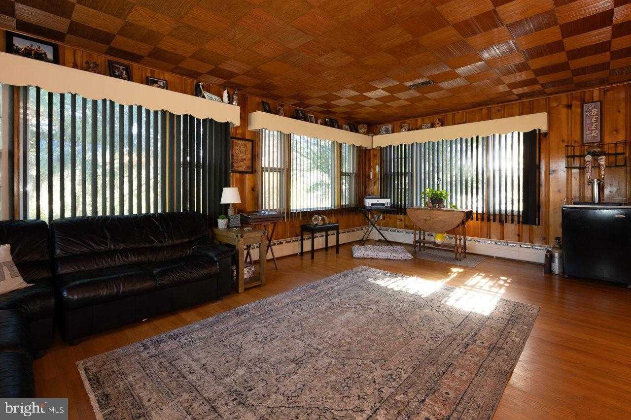 133 Shenell Dr photo 8