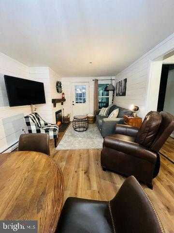 139 E Valley Point Ln photo 5