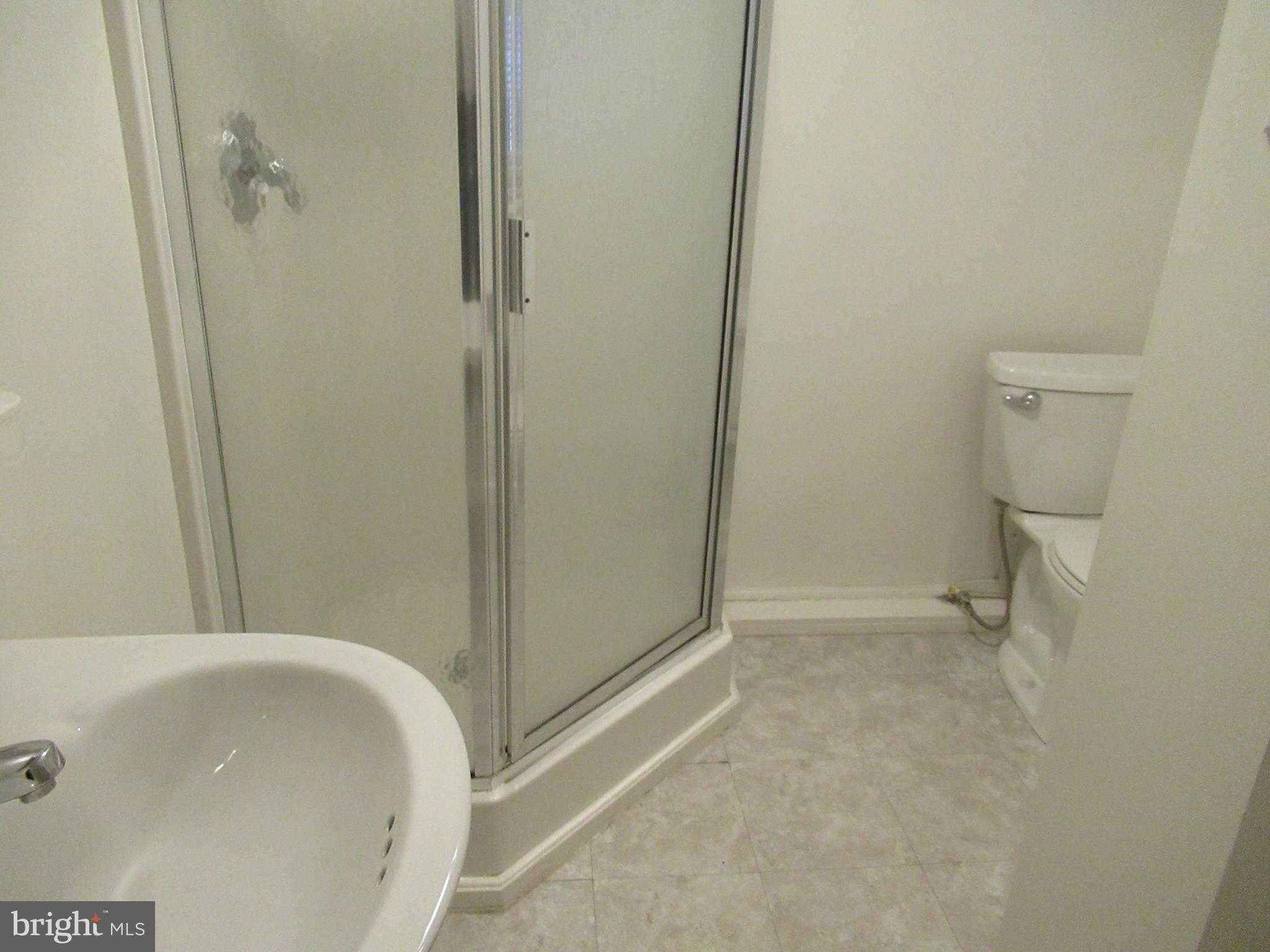 152 W South St photo 14