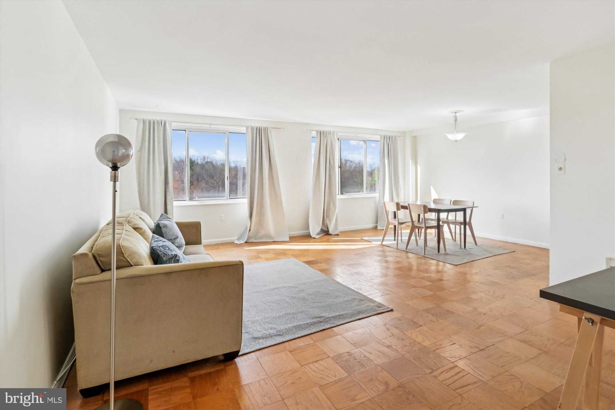 10201 Grosvenor Pl Apt 1226 photo 15