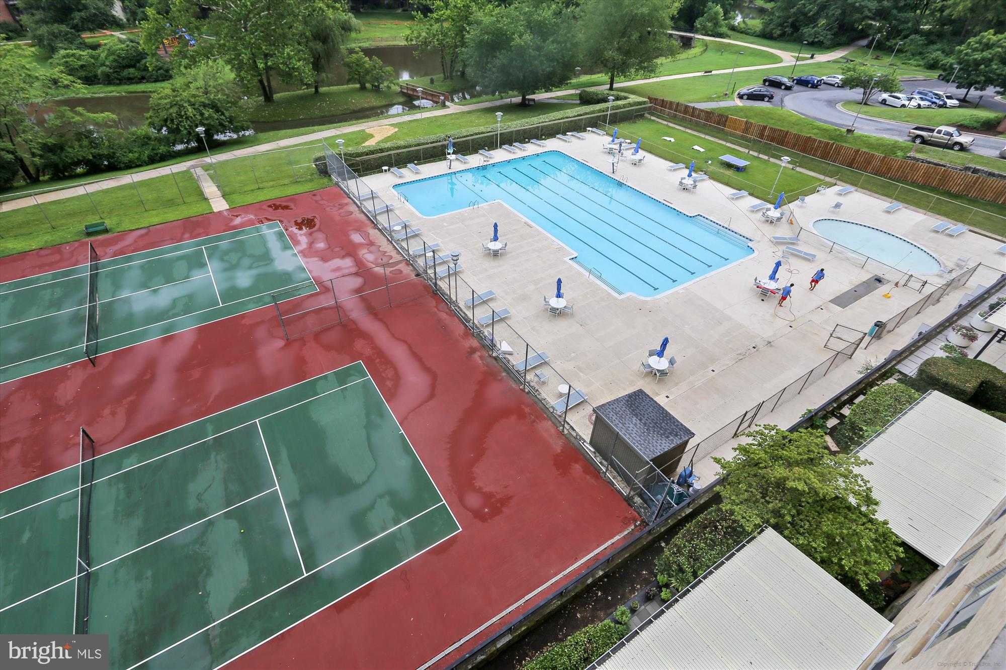 10201 Grosvenor Pl Apt 1226 photo 38