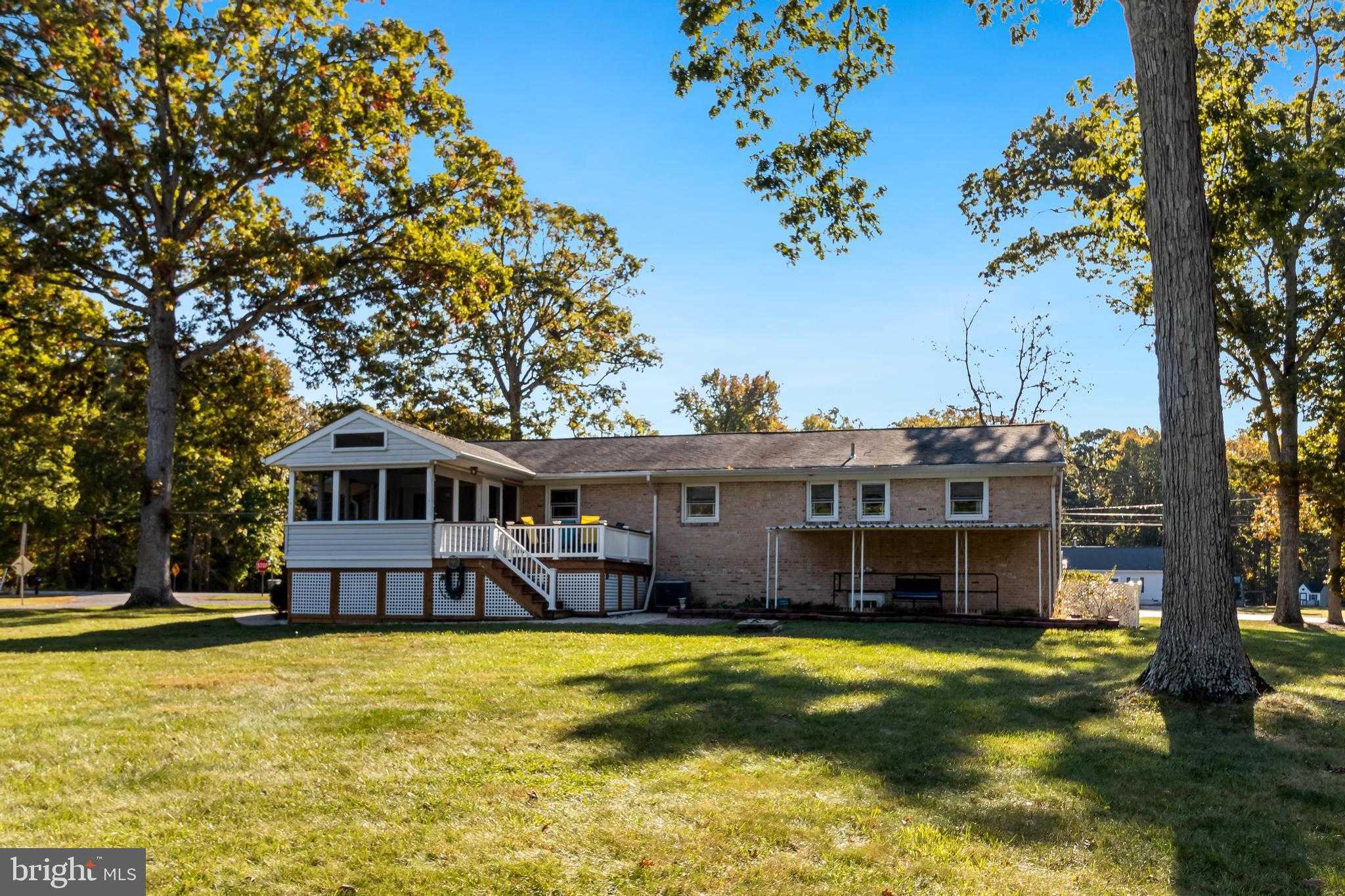 7295 Saint Marys Ave photo 32