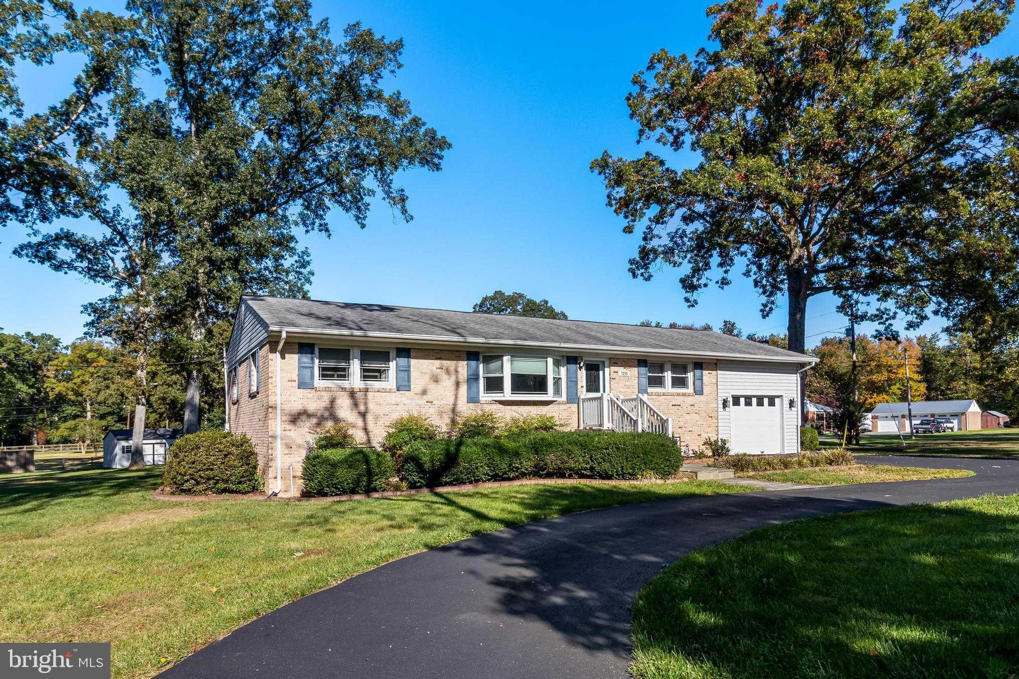 7295 Saint Marys Ave photo 35