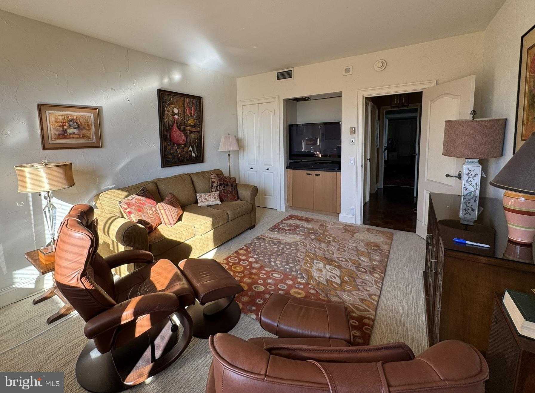 191 Presidential Blvd Unit R816 photo 39