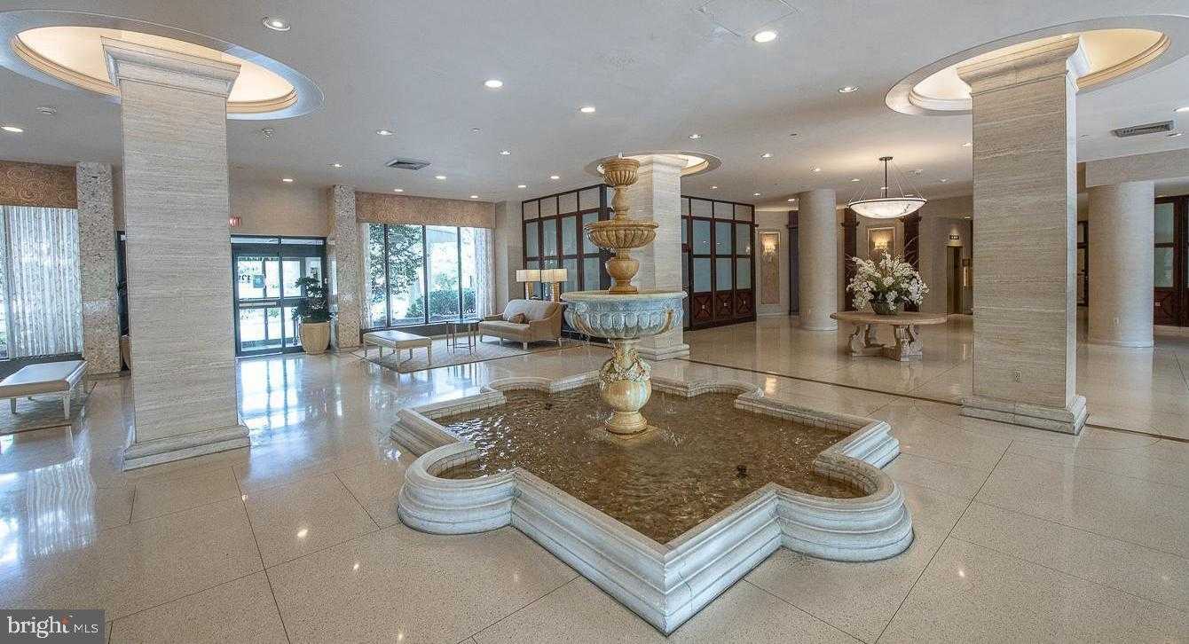 191 Presidential Blvd Unit R816 photo 5