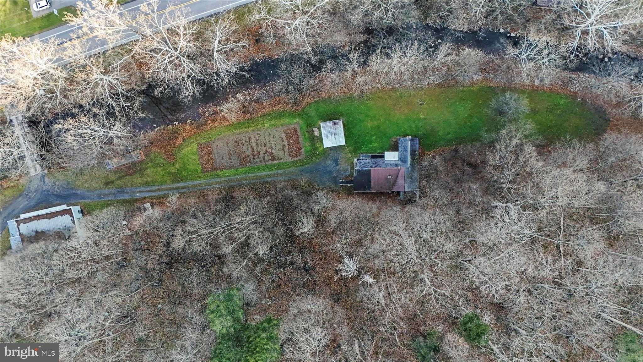 25 Helmick Ln photo 7