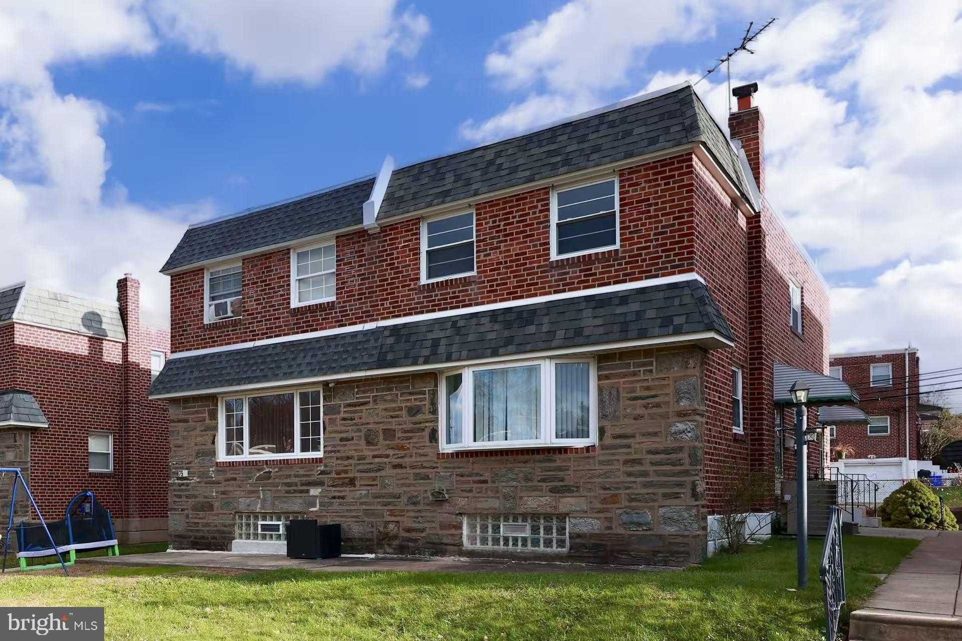 7509 Brous Ave photo 2