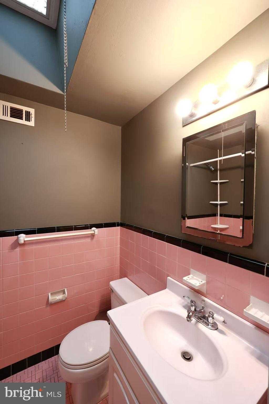 7509 Brous Ave photo 23