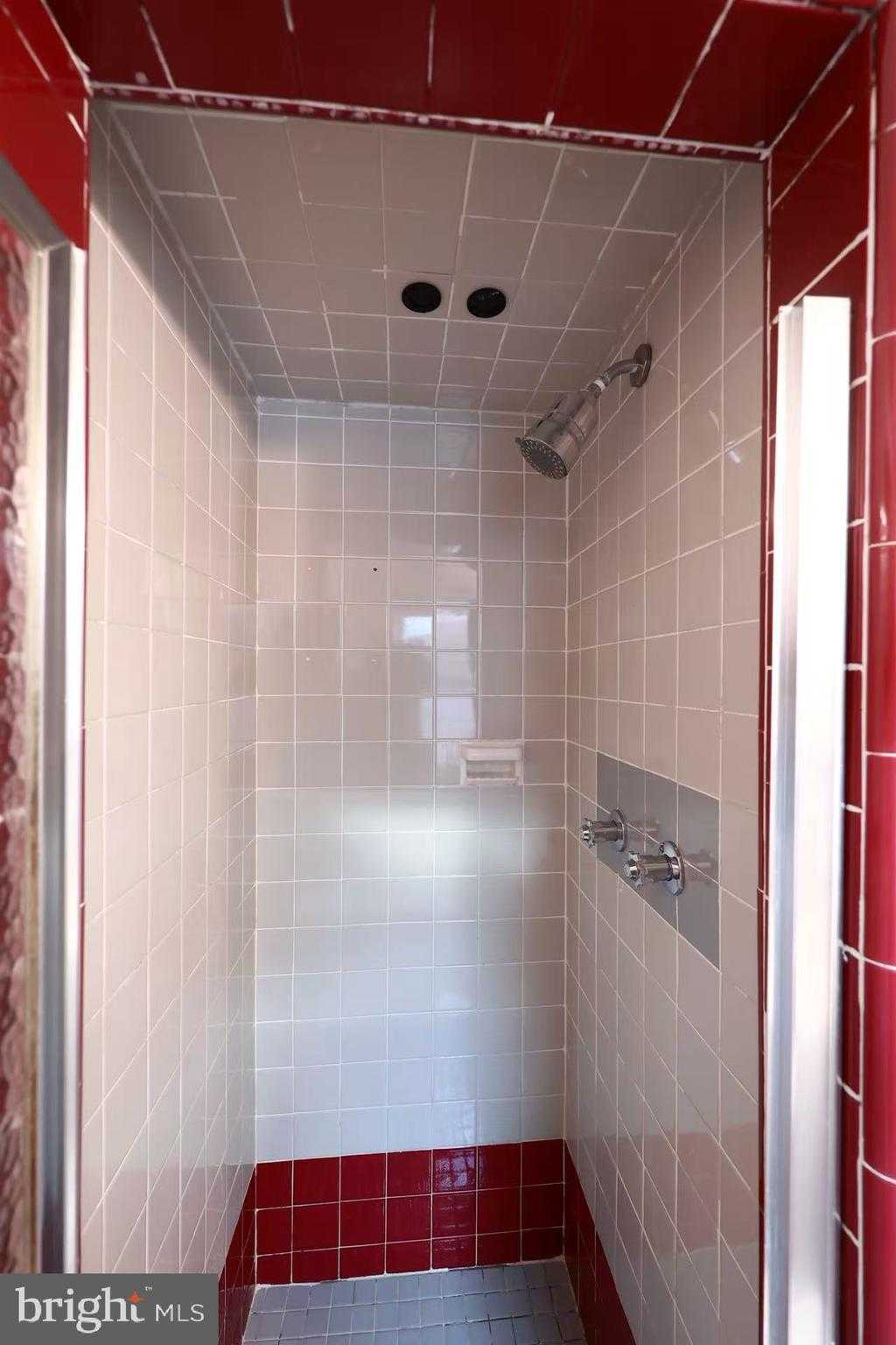 7509 Brous Ave photo 28