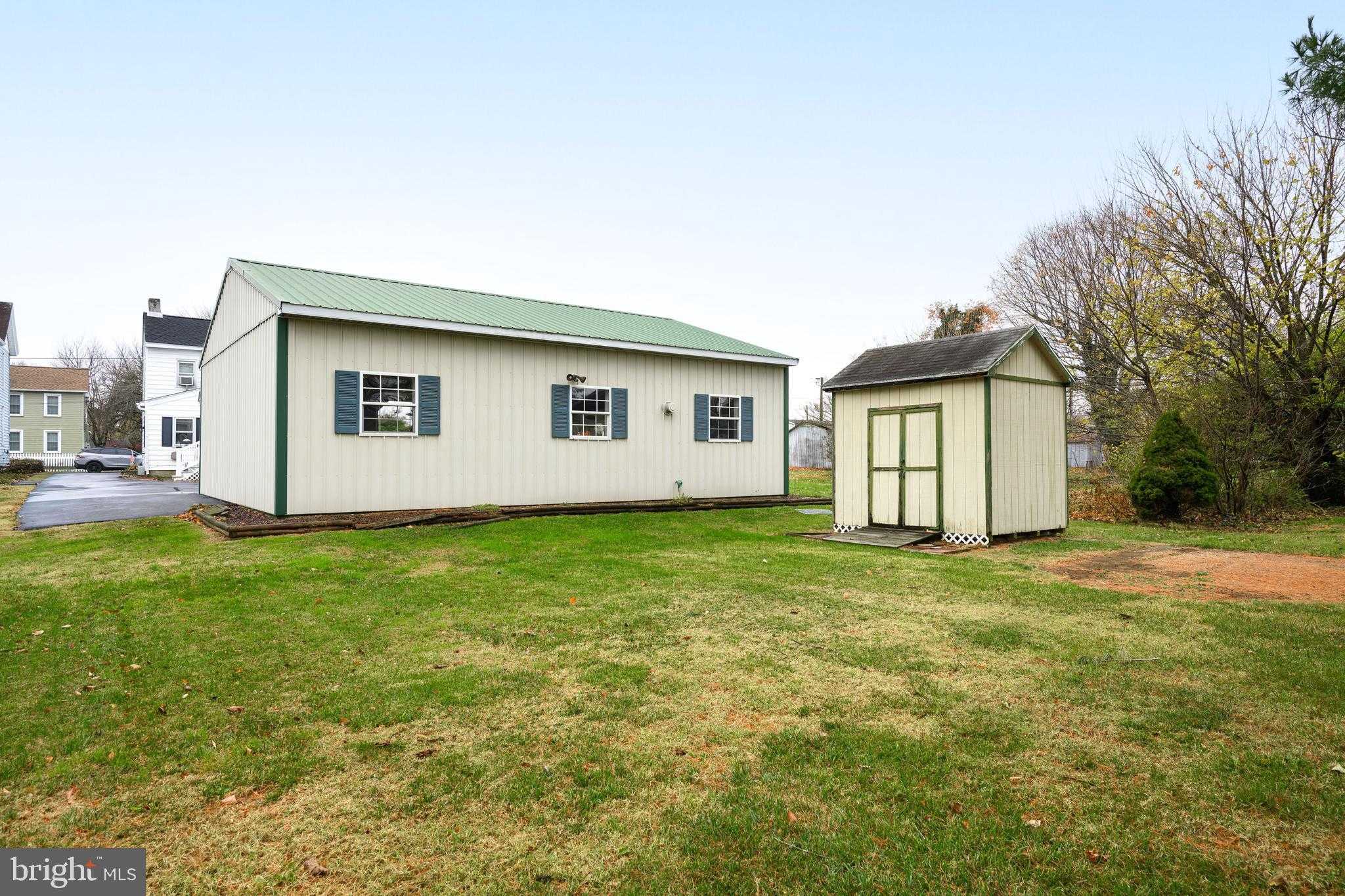 206 Virginia Ave photo 31