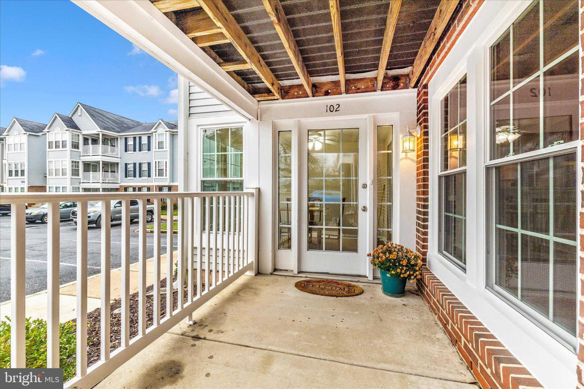 607 Himes Ave Apt 102 photo 36